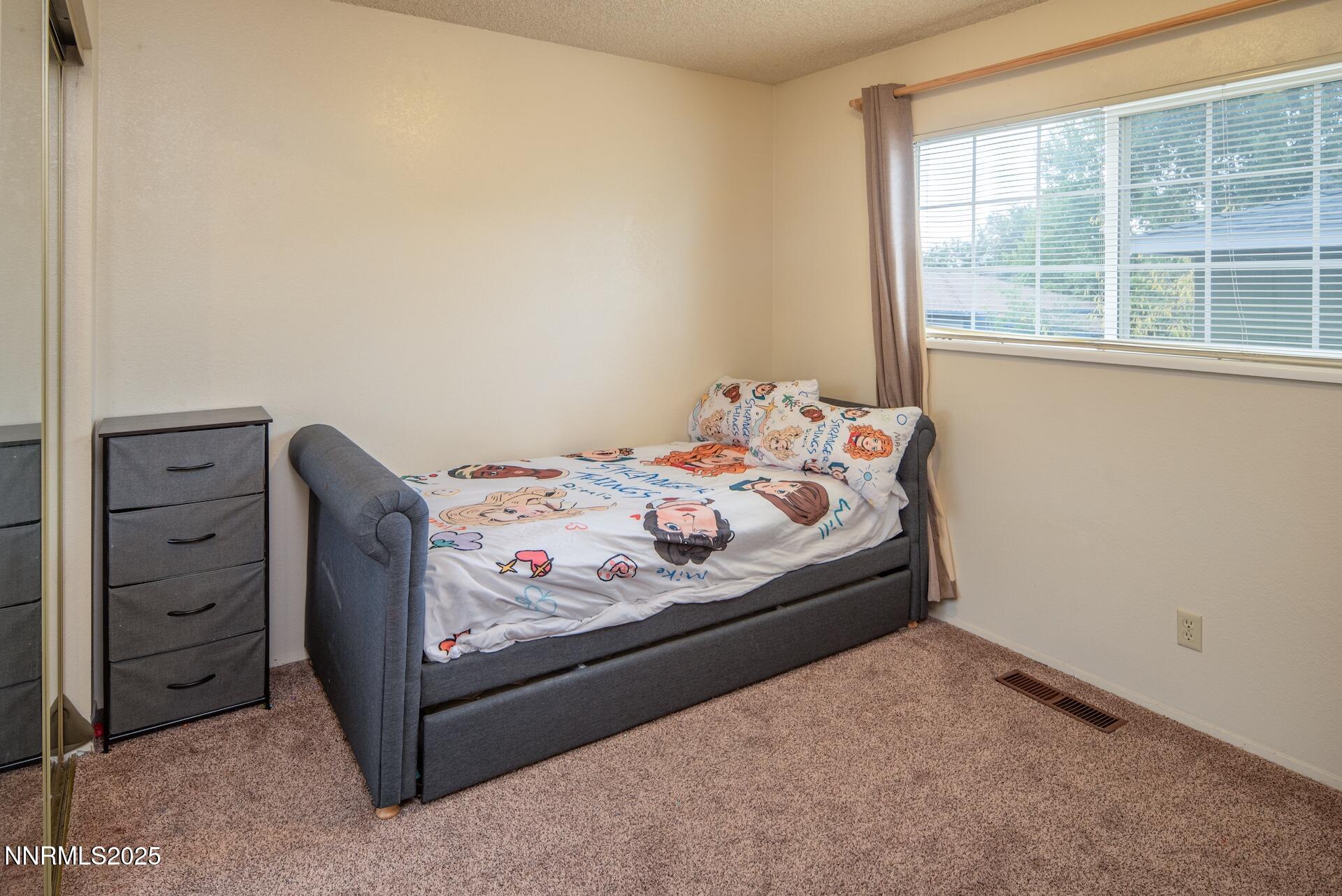 2920HardingCirHIGHRES19