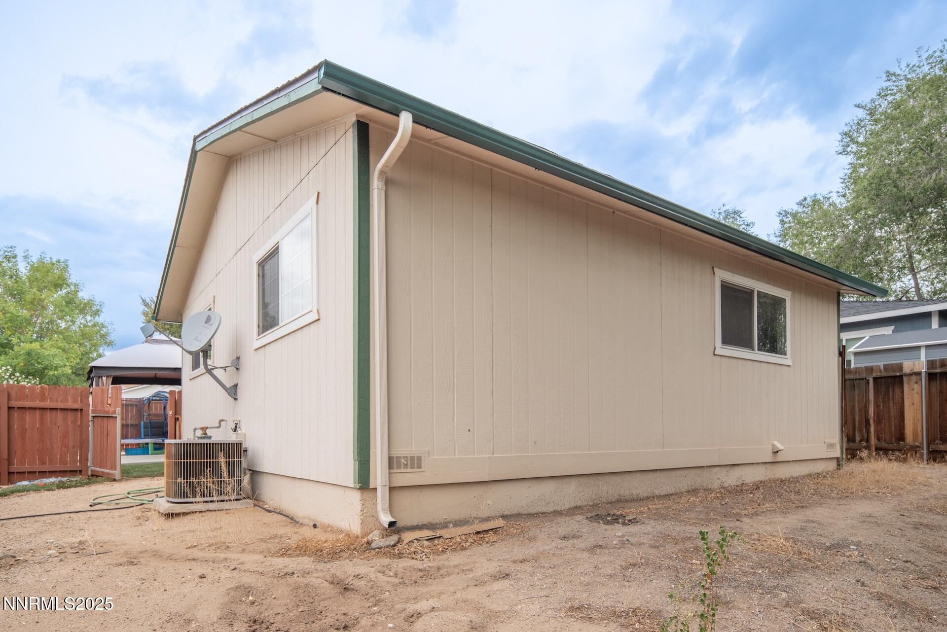 2920HardingCirHIGHRES23