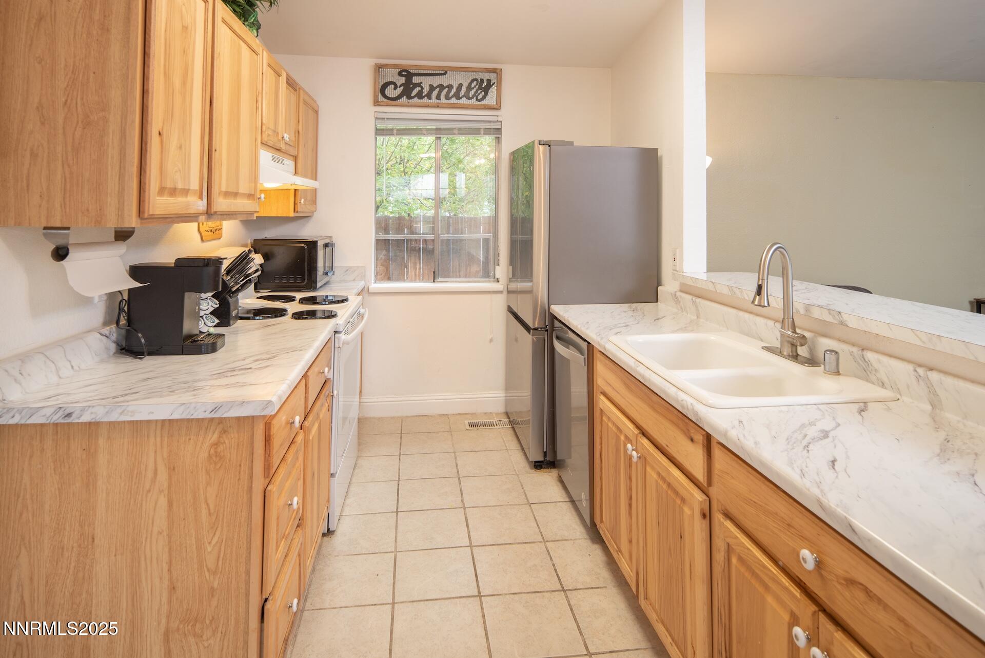 2920HardingCirHIGHRES13