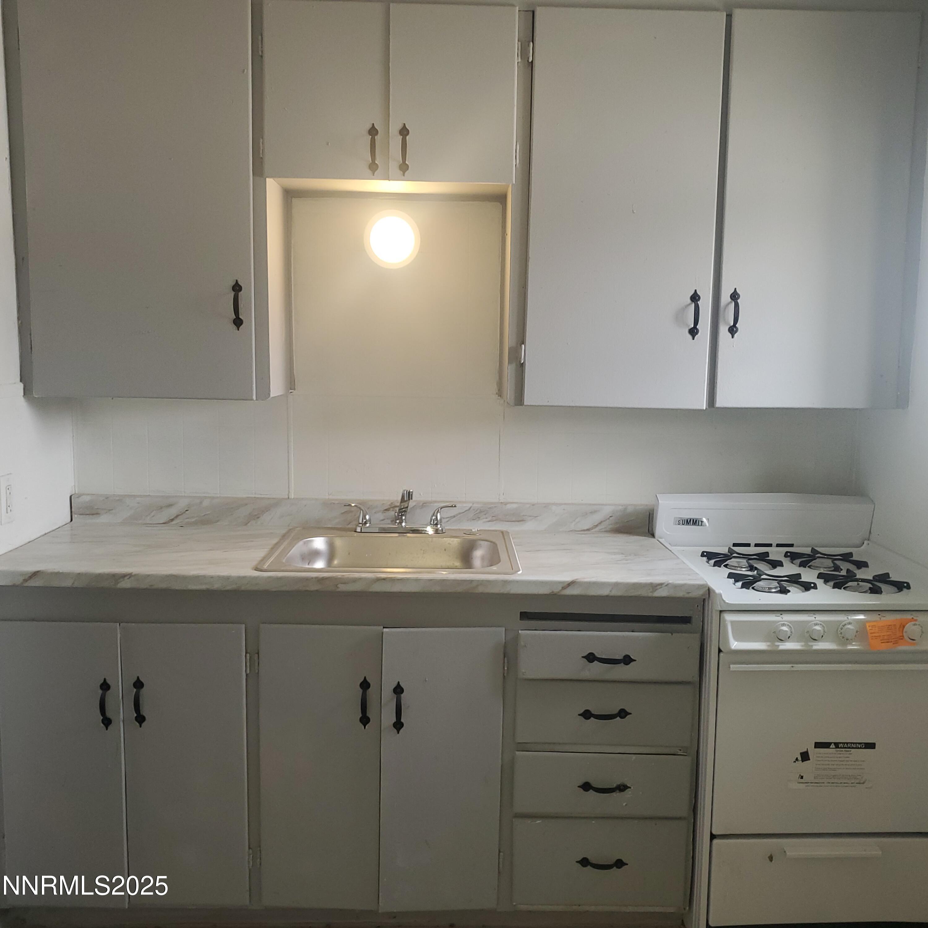 742 D mother inlaw kitchen