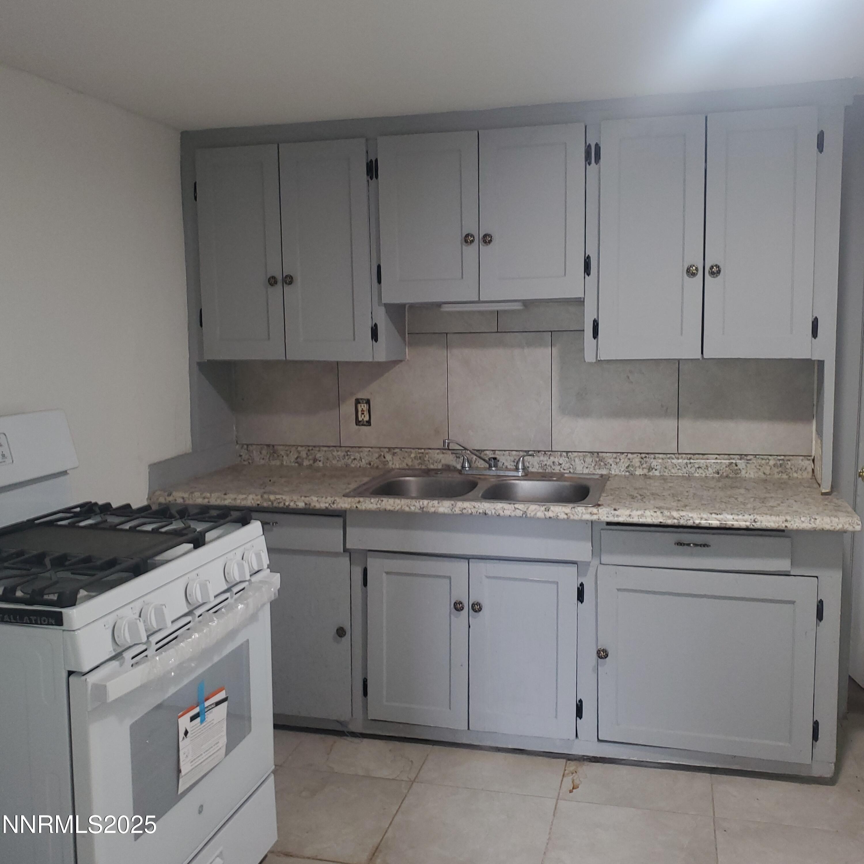 742 D street main home kitchen