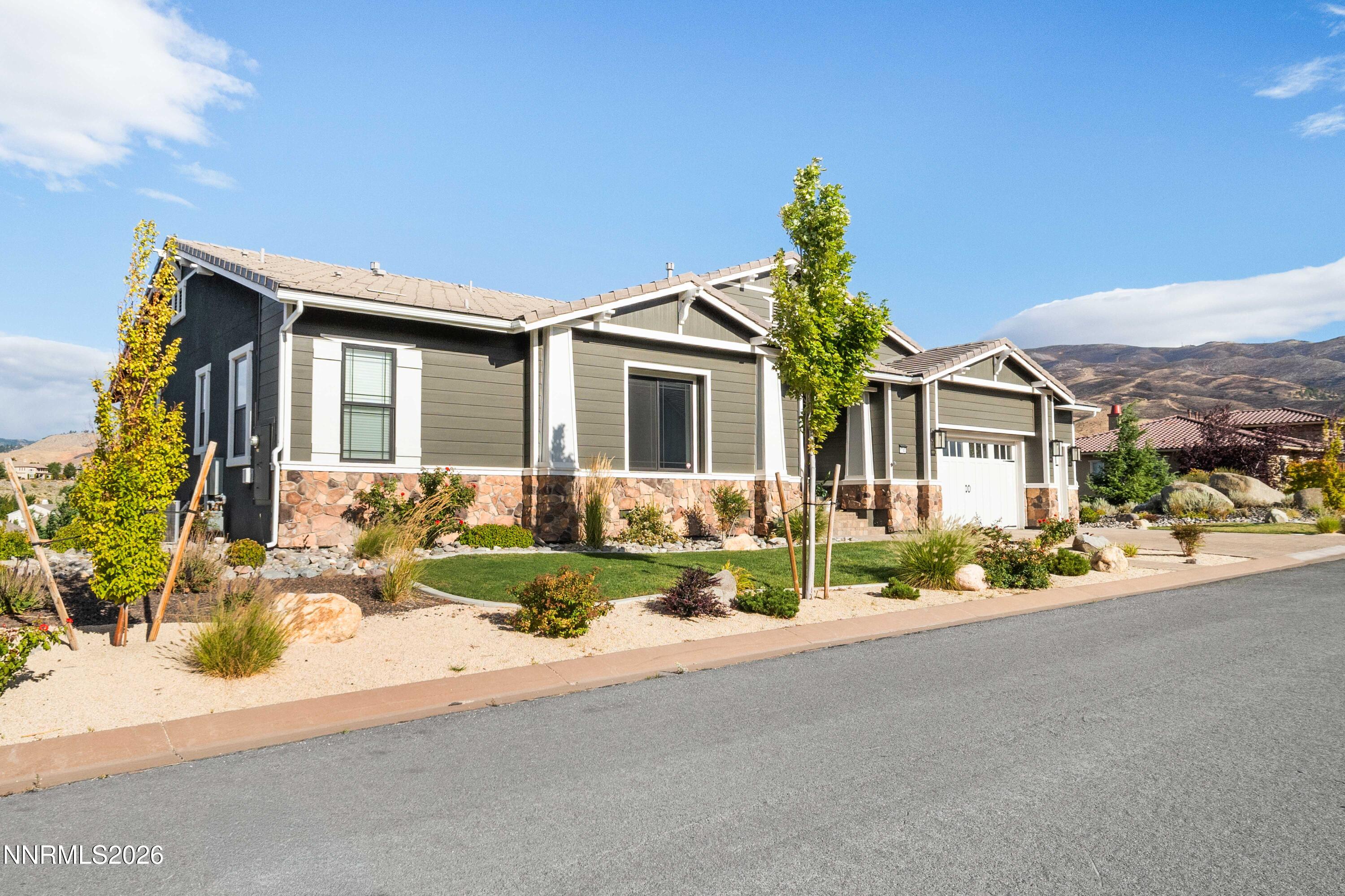 1765 Boulder Ridge Trail