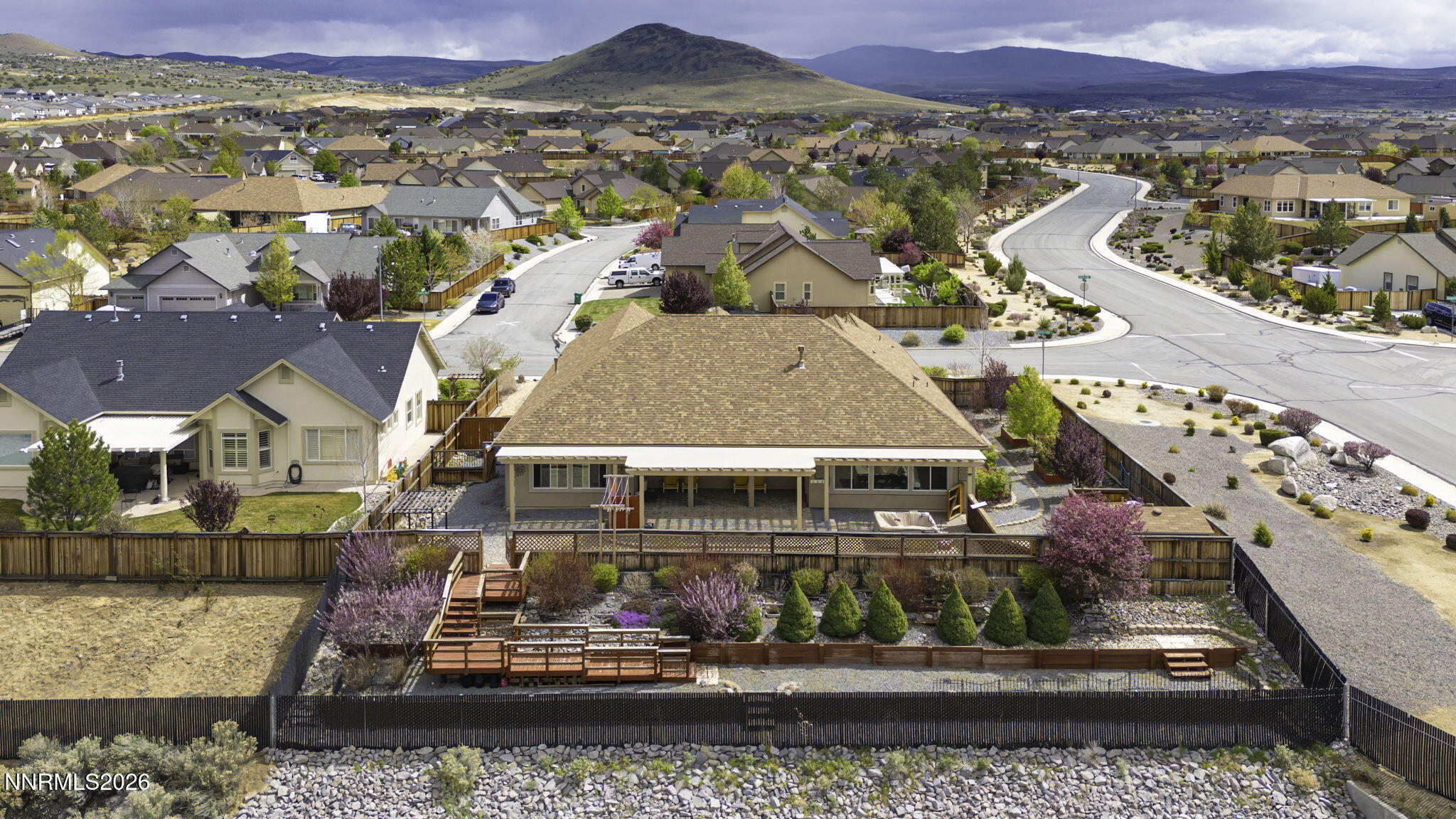 11725 Paradise View Drive