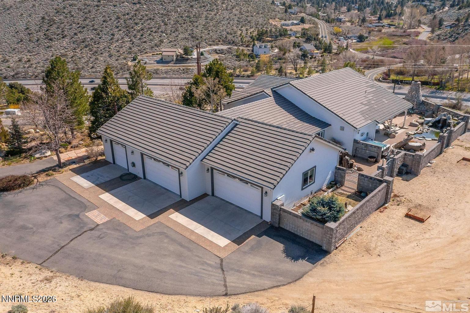 480 Duck Hill Road