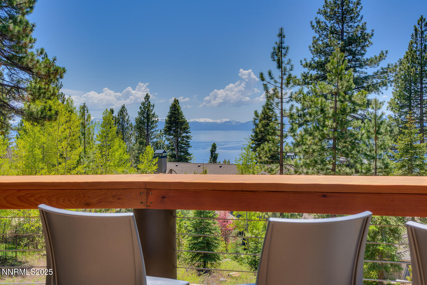 949 Fairview Blvd Incline-large-022-054-