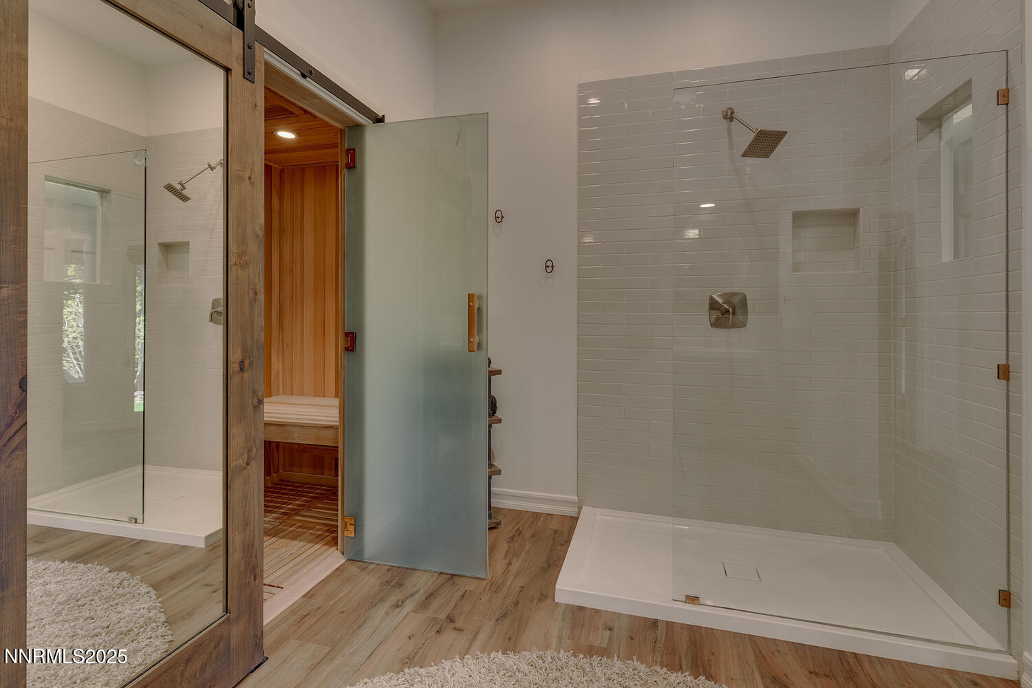 949 Fairview Blvd Incline-large-042-048-