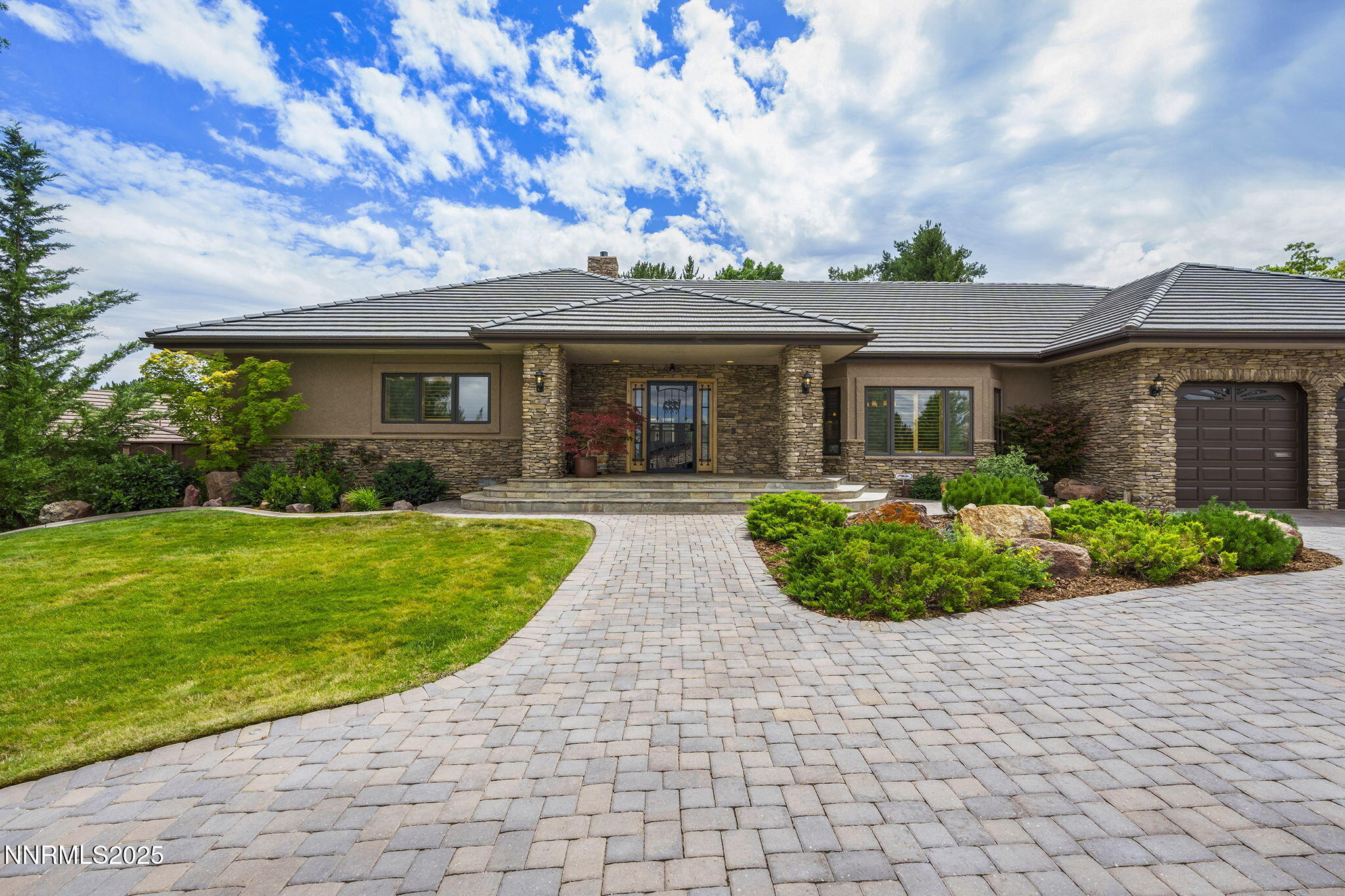 2270 Applewood Court