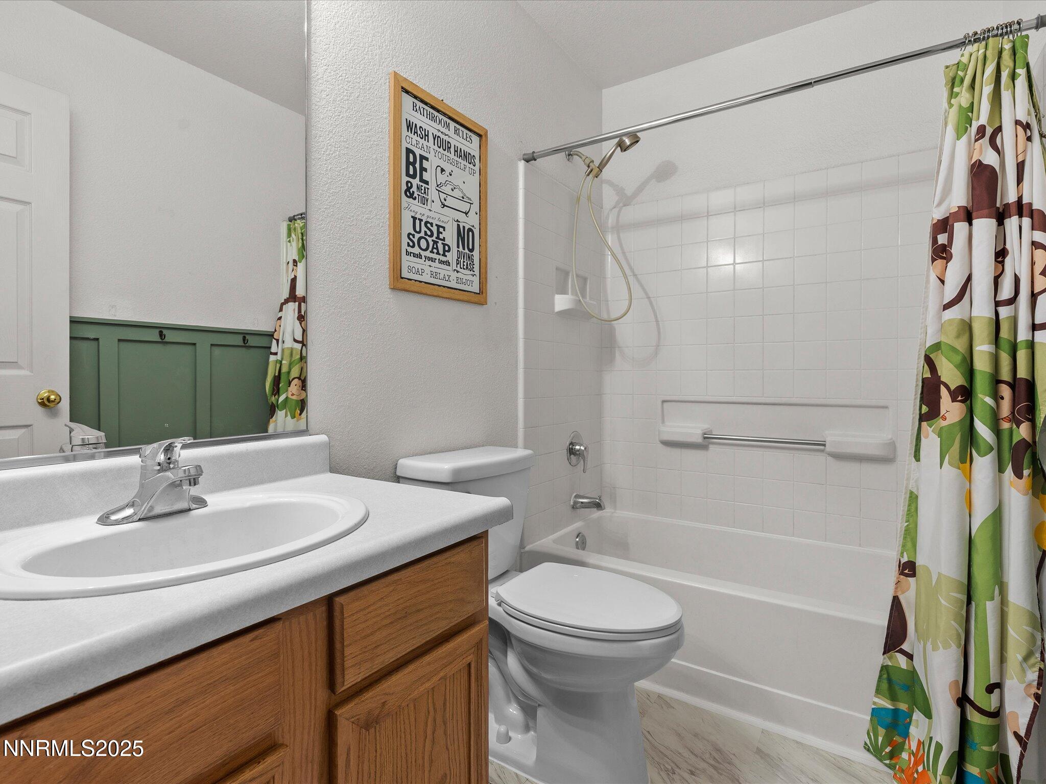 21-17795 Georgetown Dr-120