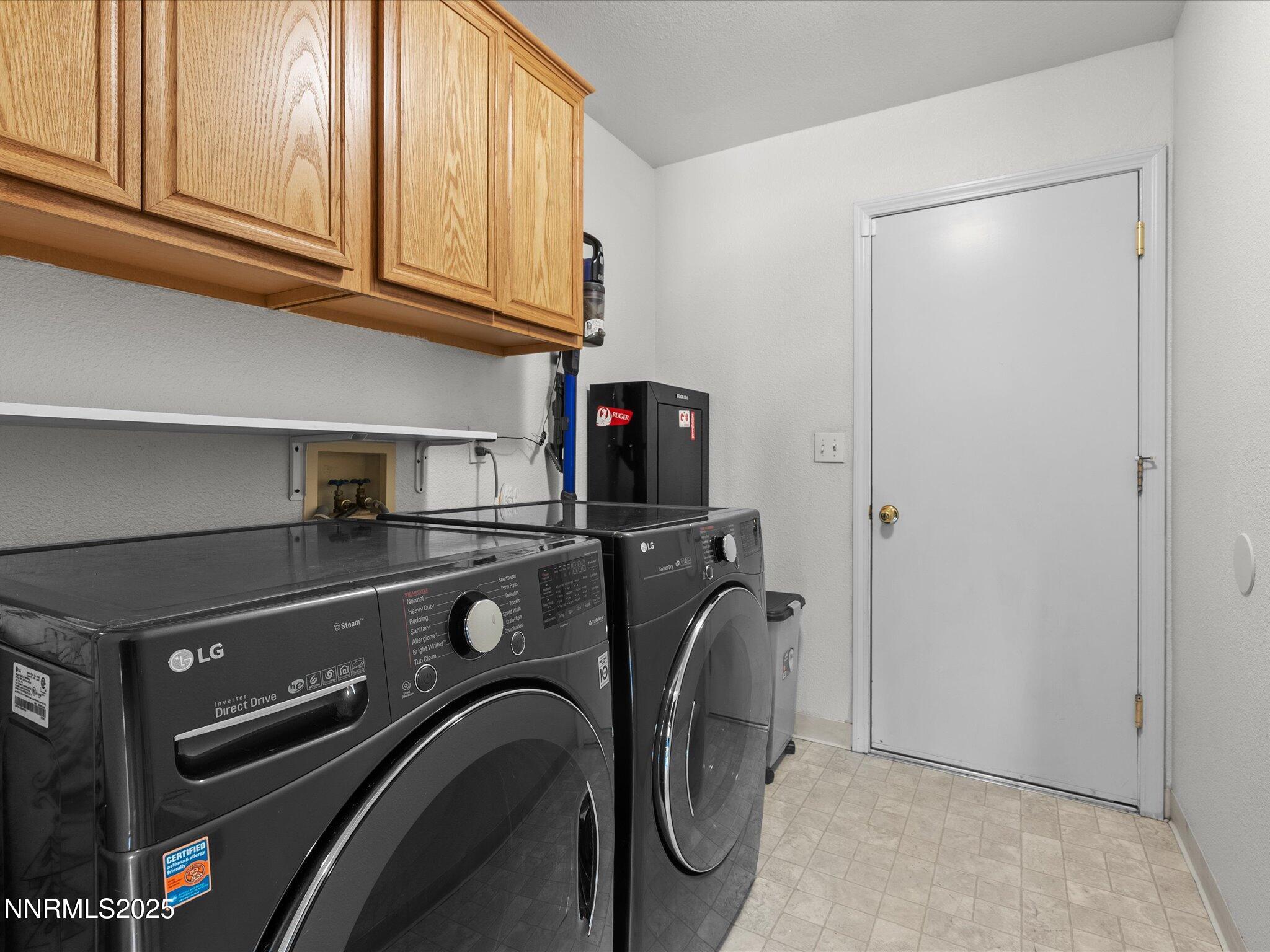 25-17795 Georgetown Dr-124