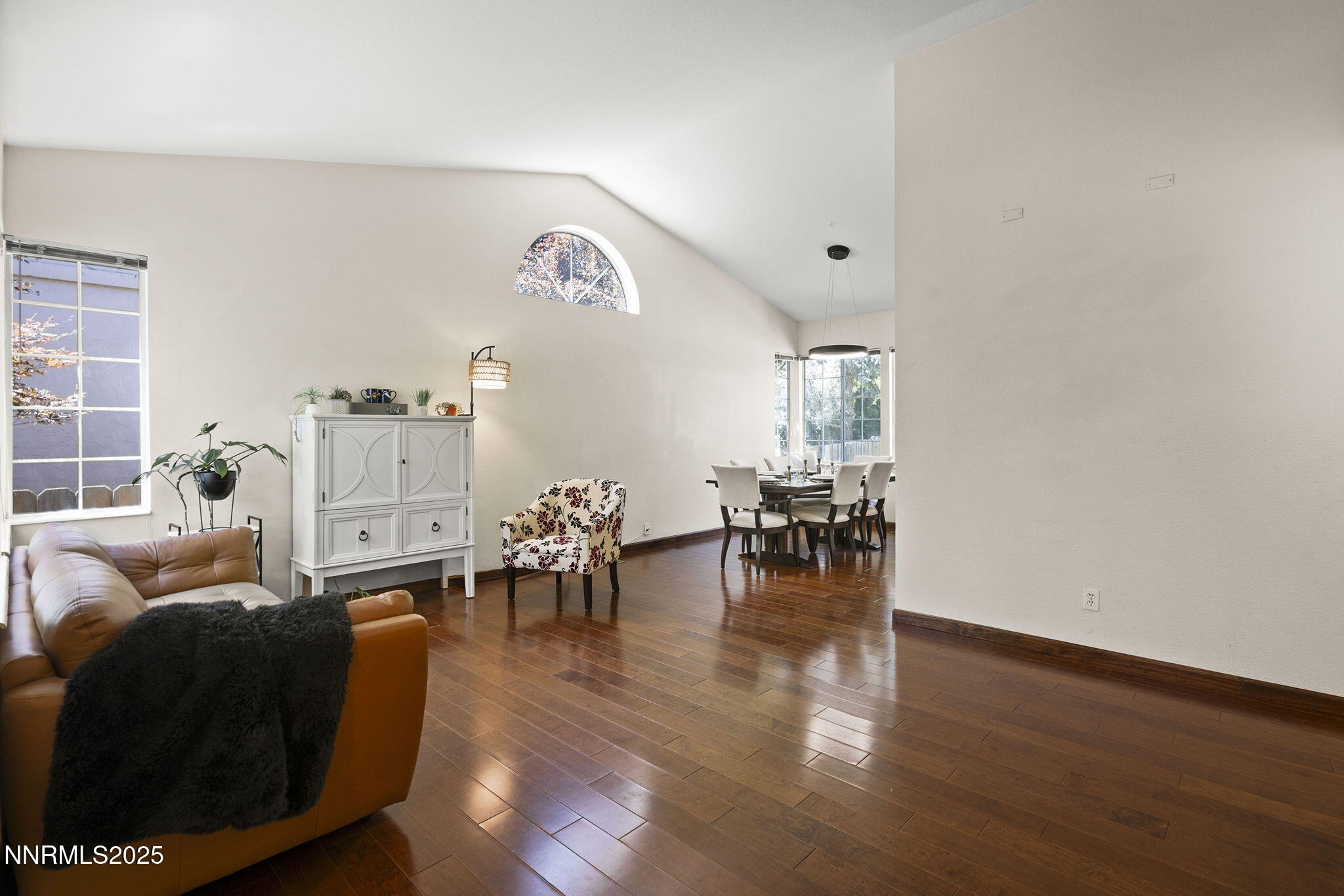 8-web-or-mls-_DSC0318