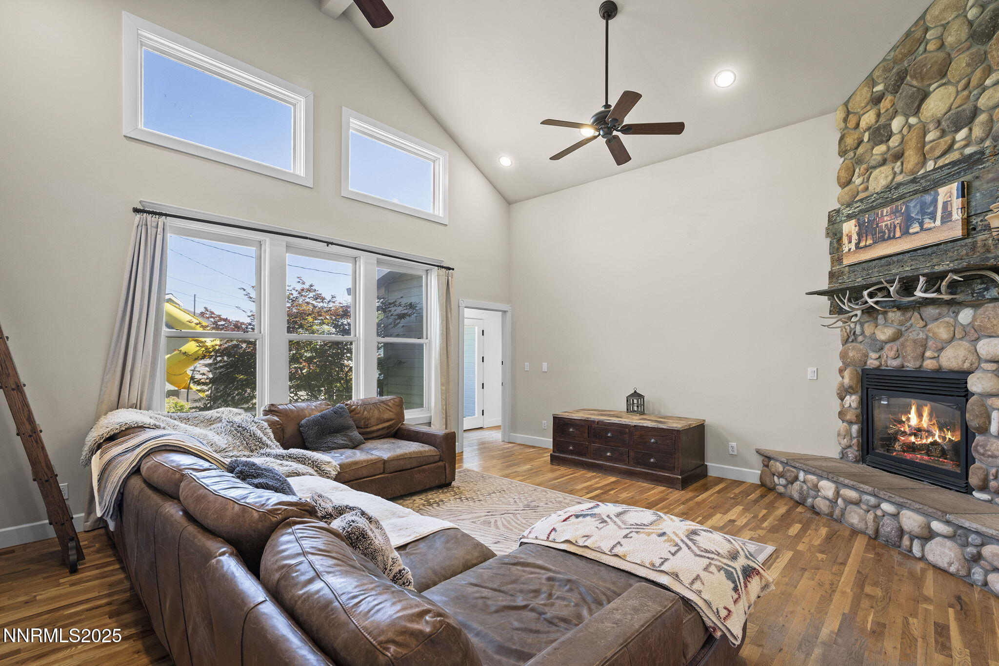 15-web-or-mls-_DSC0750