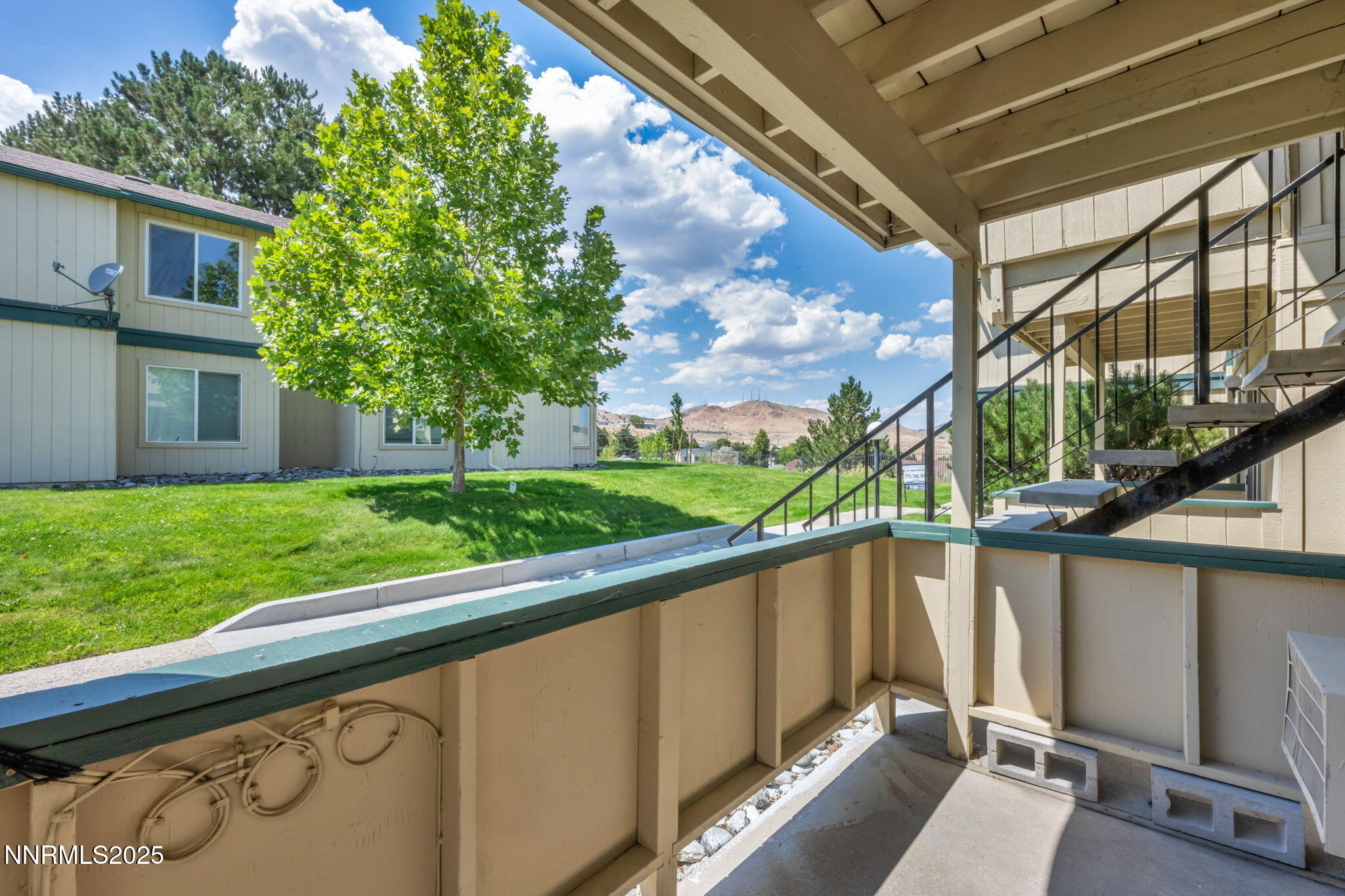 13-web-or-mls-3921-clear-acre-ln-apt-169