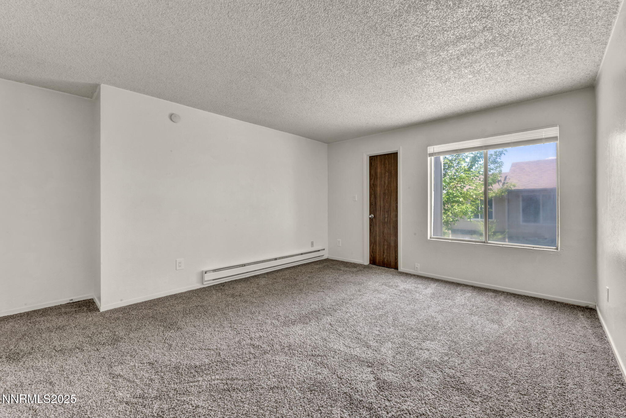 48-web-or-mls-3921-clear-acre-ln-apt-169