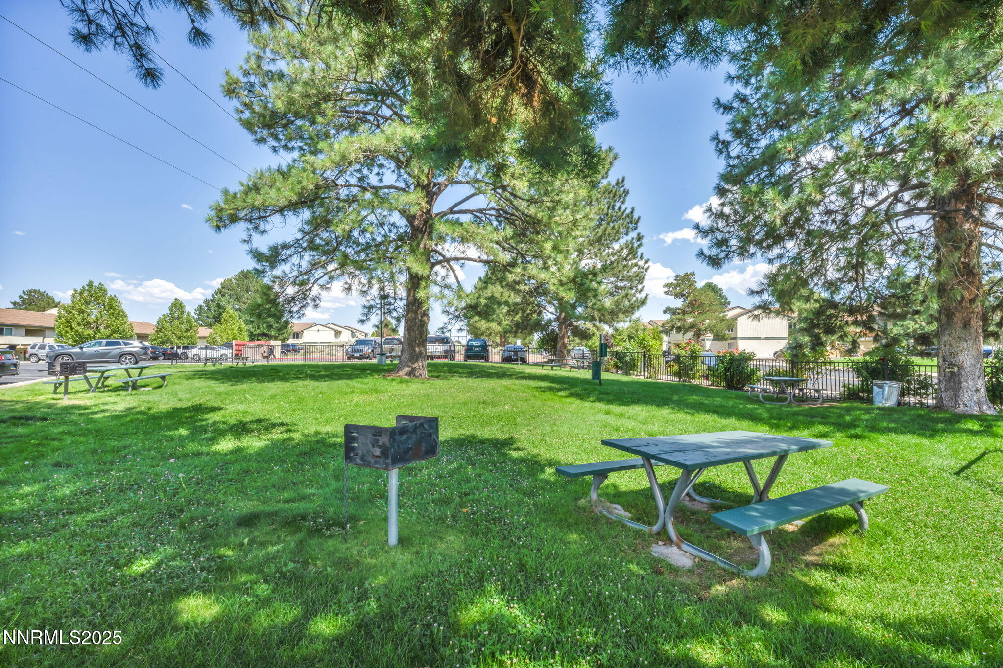 27-web-or-mls-3921-clear-acre-ln-apt-169