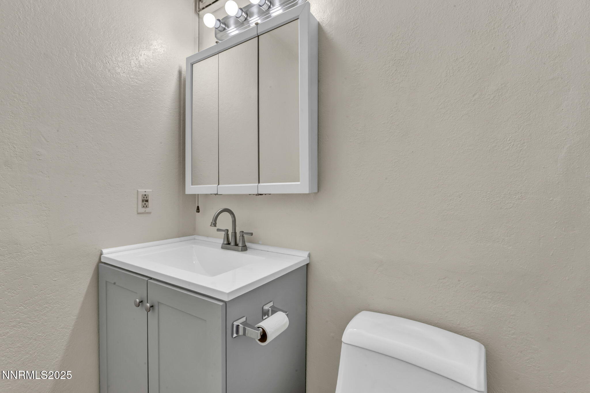 54-web-or-mls-3921-clear-acre-ln-apt-169