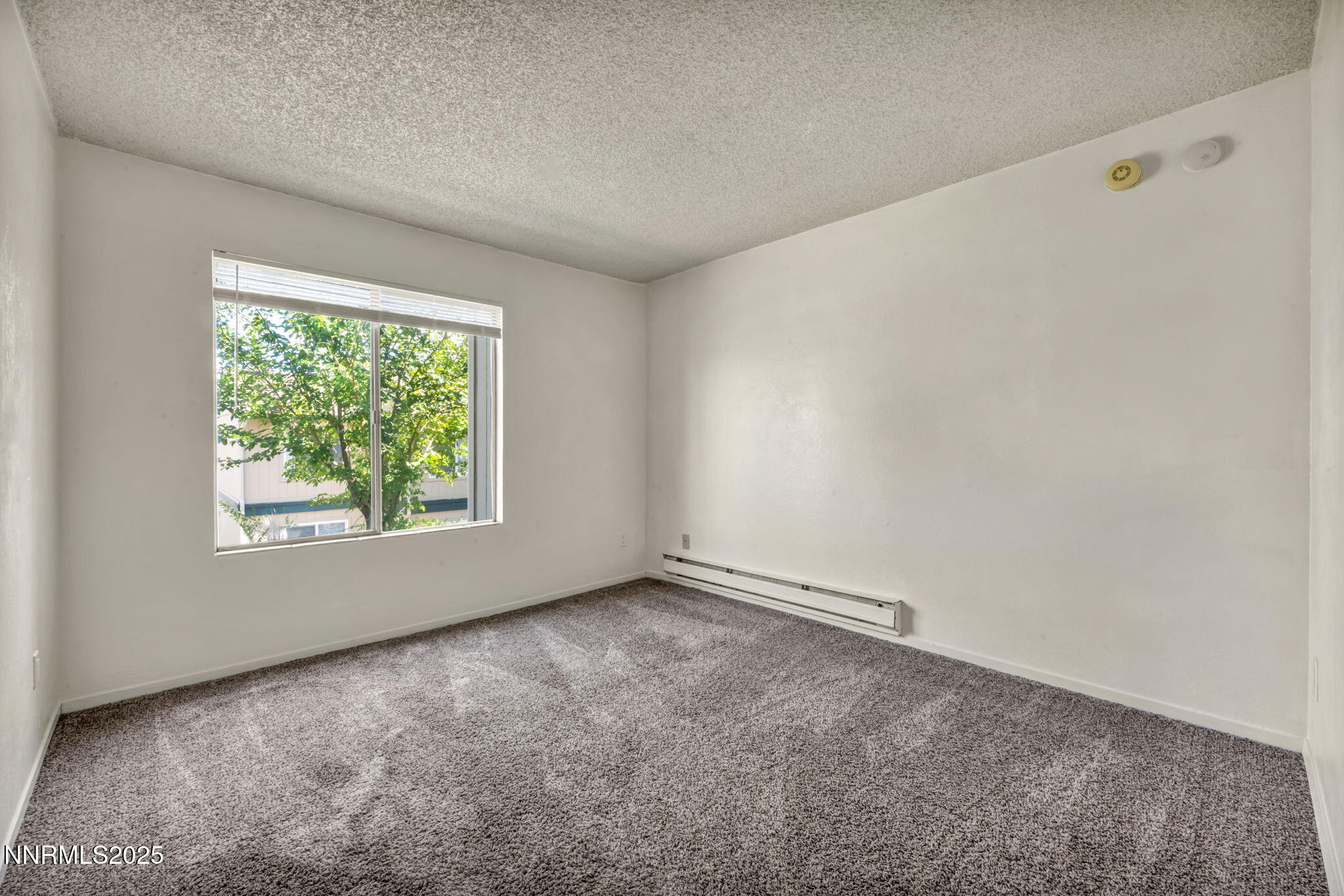 43-web-or-mls-3921-clear-acre-ln-apt-169