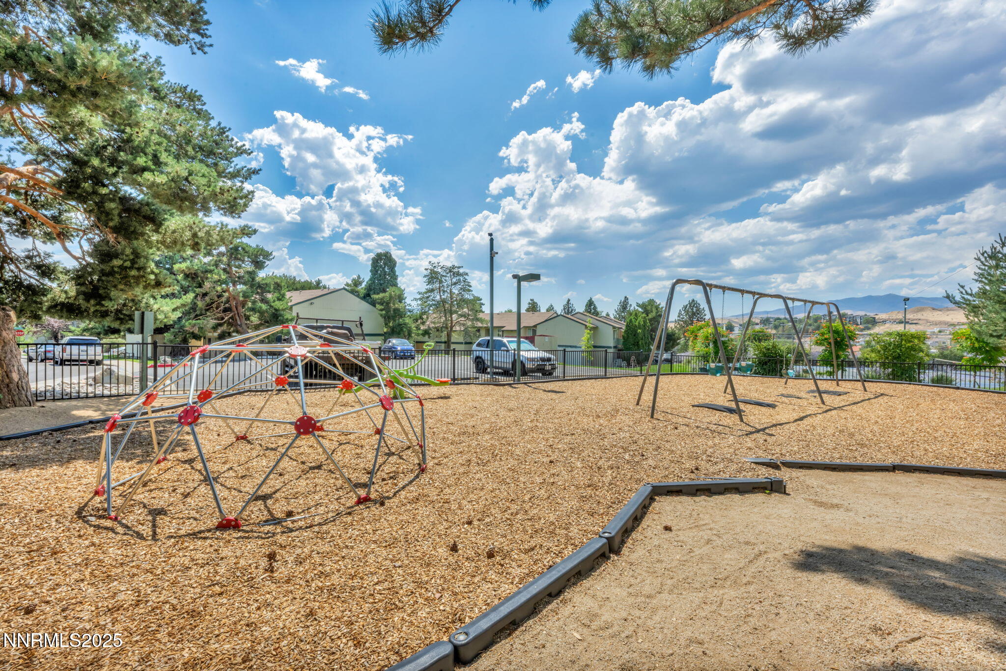 26-web-or-mls-3921-clear-acre-ln-apt-169