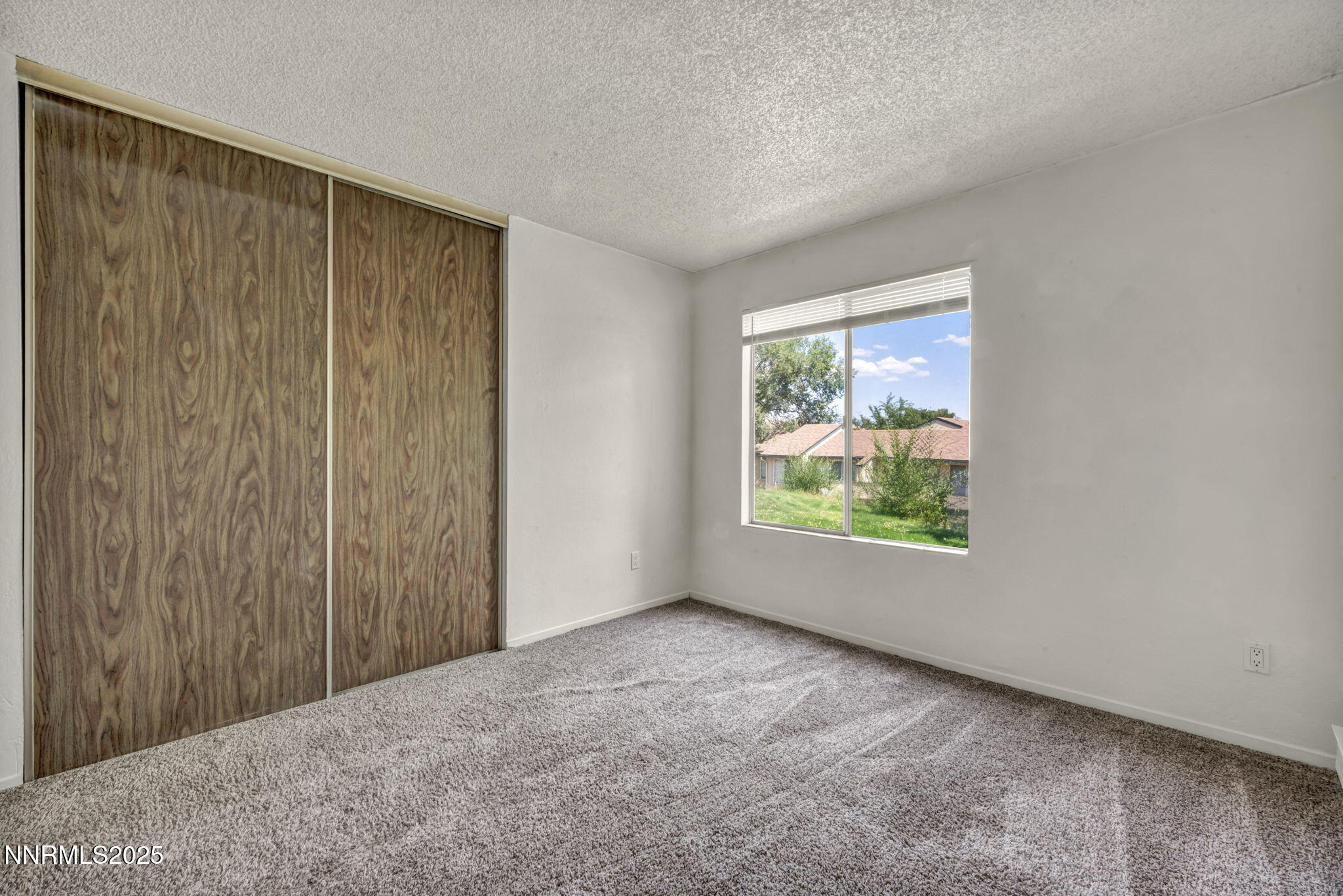 44-web-or-mls-3921-clear-acre-ln-apt-169