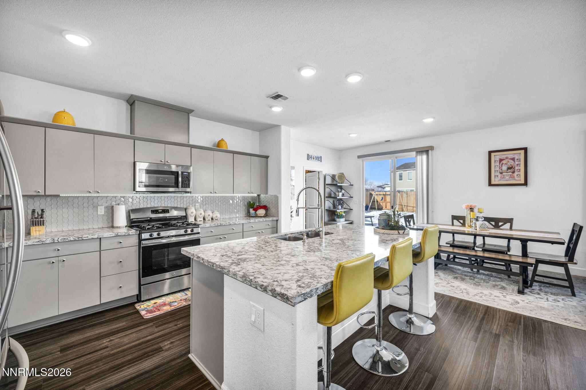 48-web-or-mls-969-estuary-cir