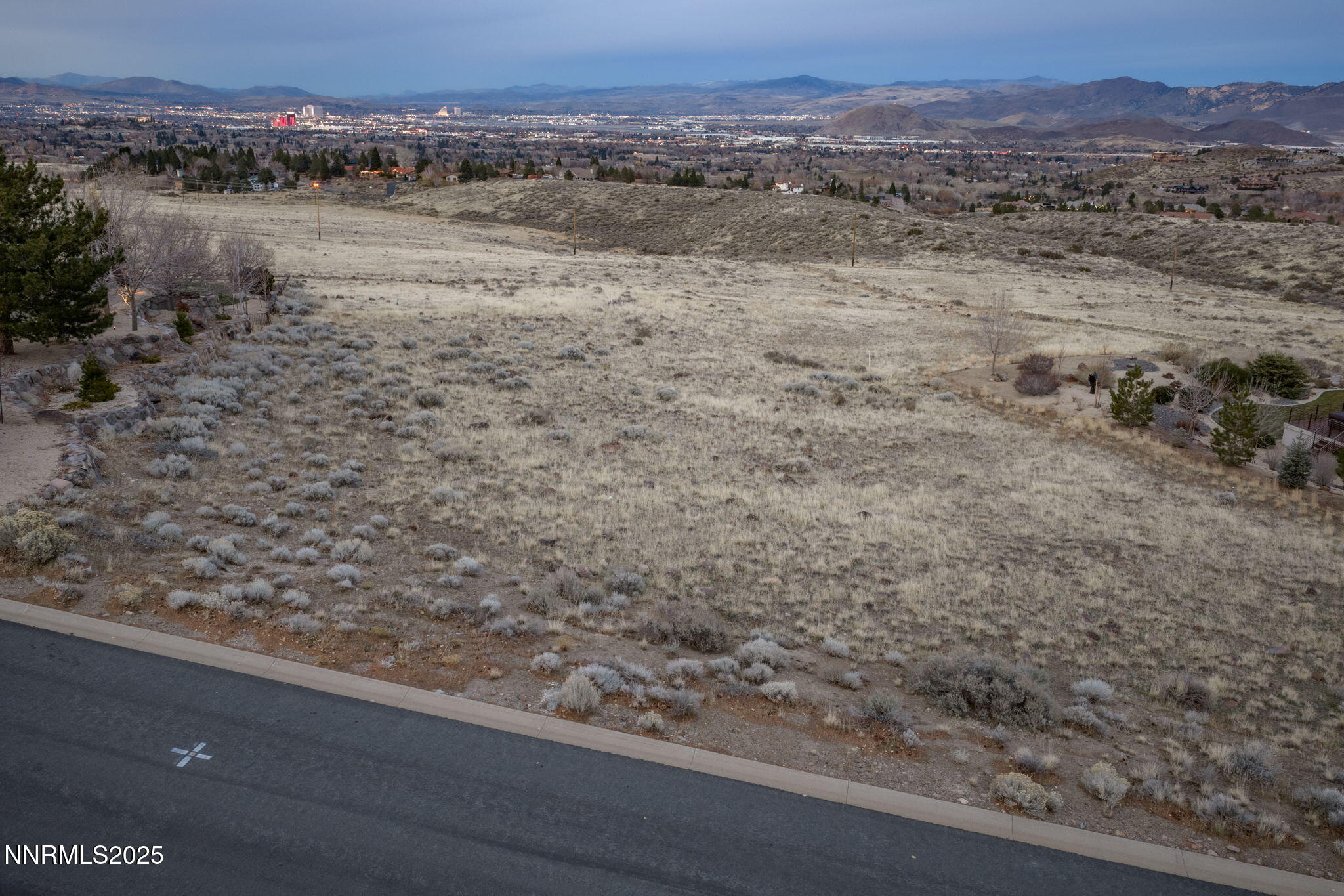 18-web-or-mls-390 Questa-16