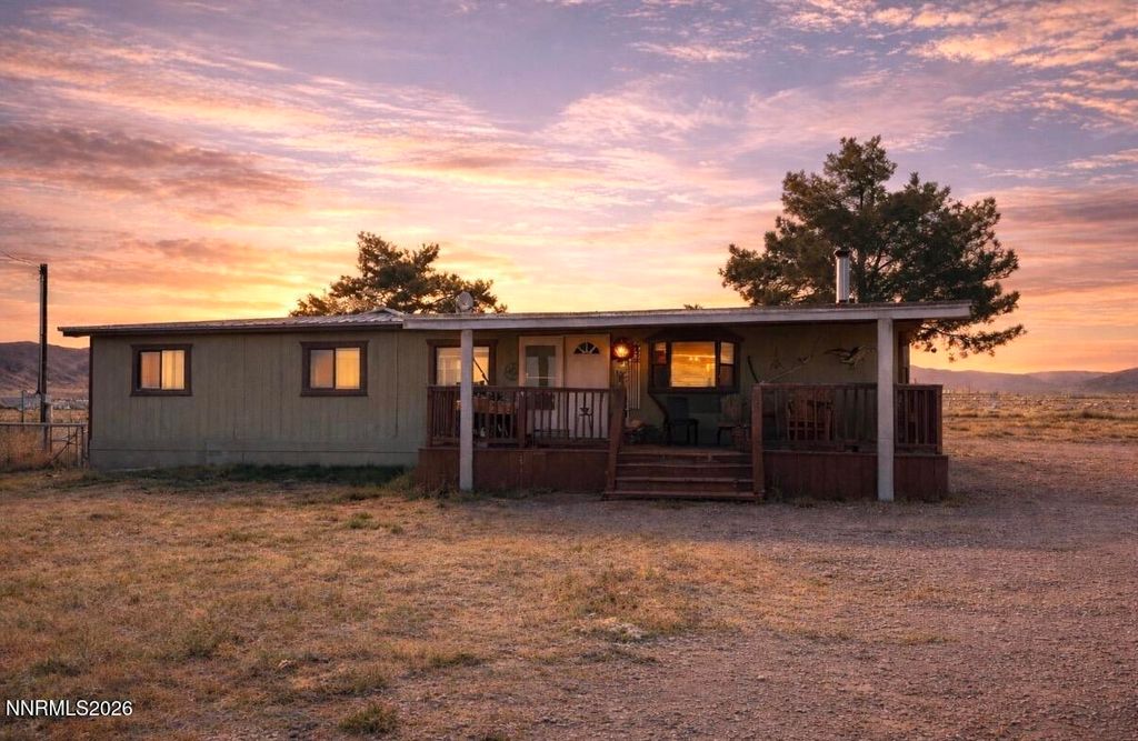 Photo of 5 Rhoda Lane, Yerington, NV 89447 (MLS # 260004012)