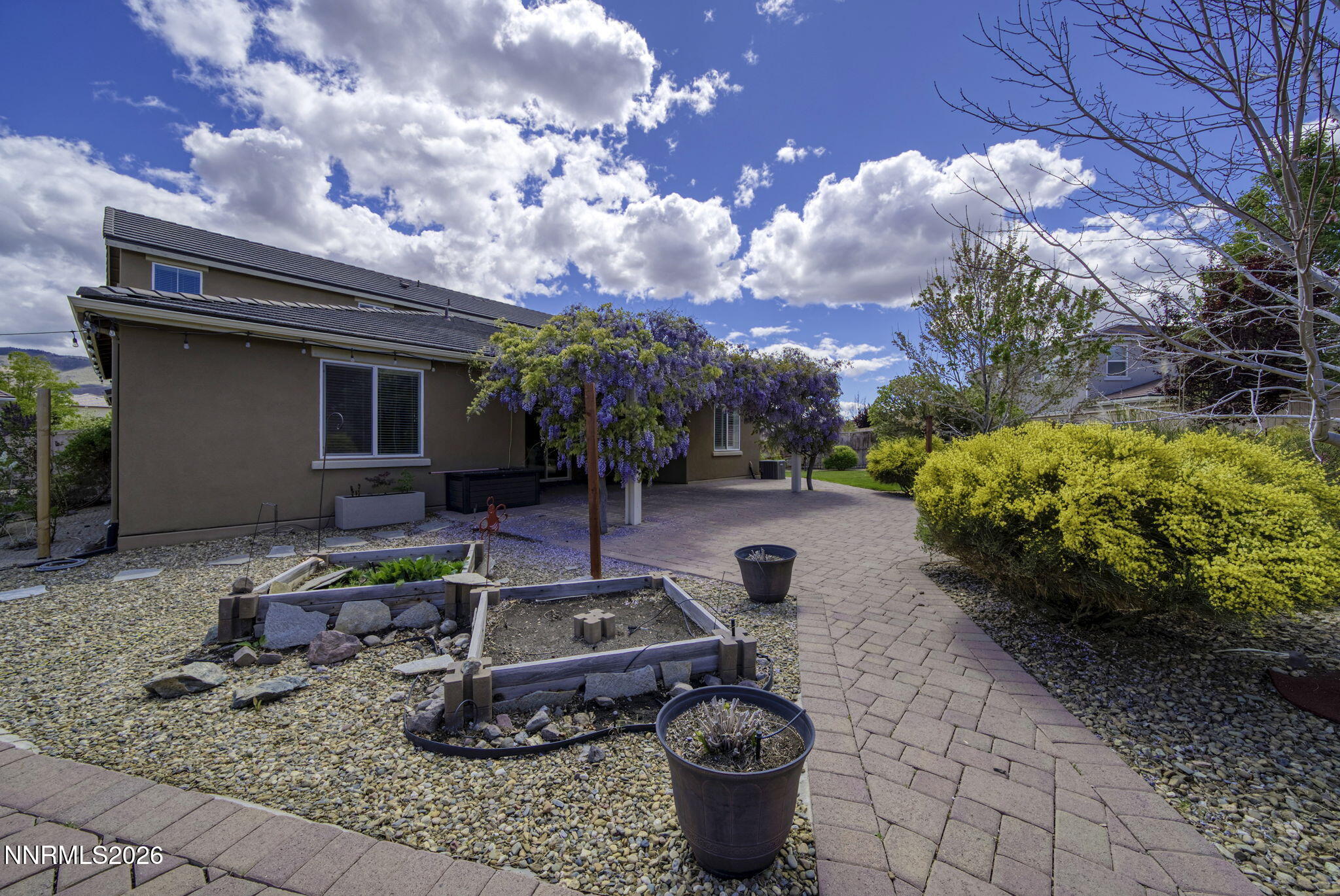 90-DSC08345-Edit