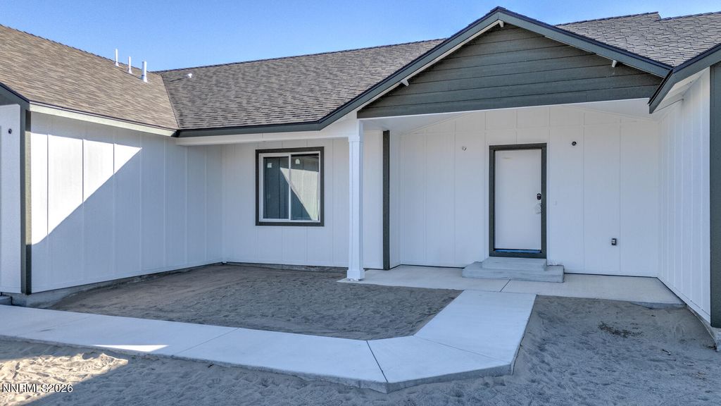 Photo of 1556 Sky Ridge Drive, Fallon, NV 89406 (MLS # 260001215)