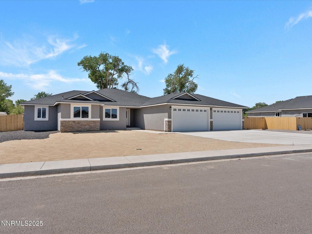 Photo of 1370 Nevada Pacific Boulevard, Fernley, NV 89408 (MLS # 260004690)