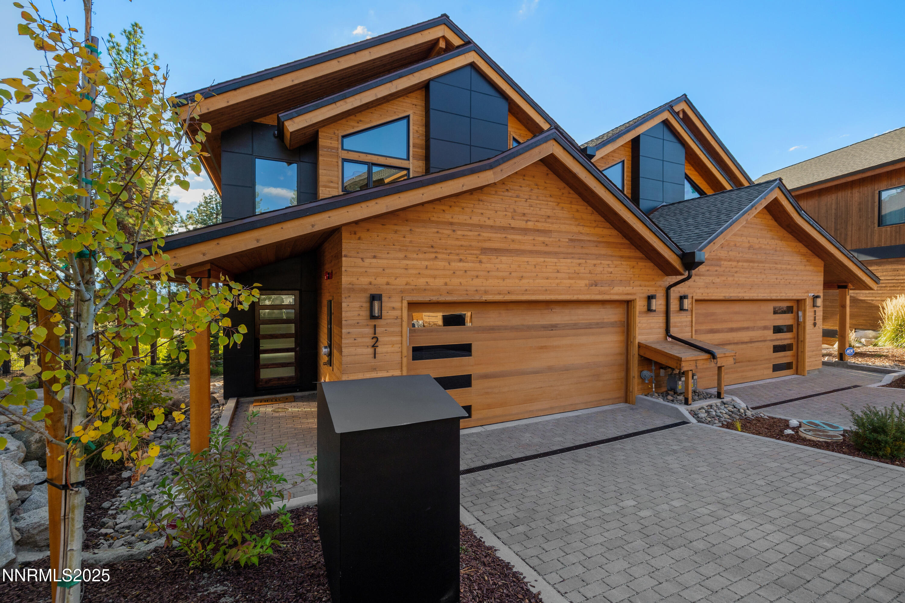 121 Sierra Colina Drive 21