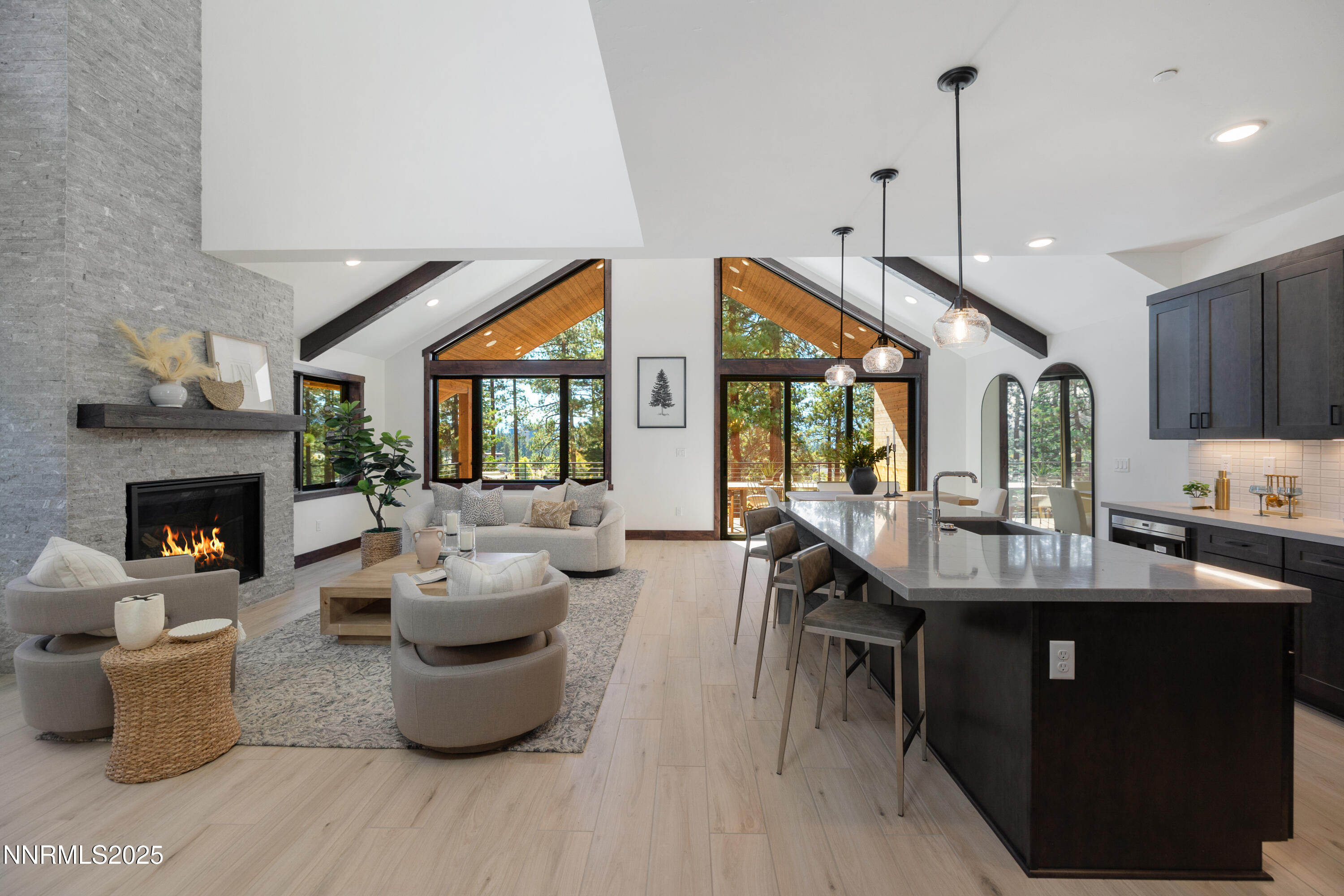 121 Sierra Colina Drive 21