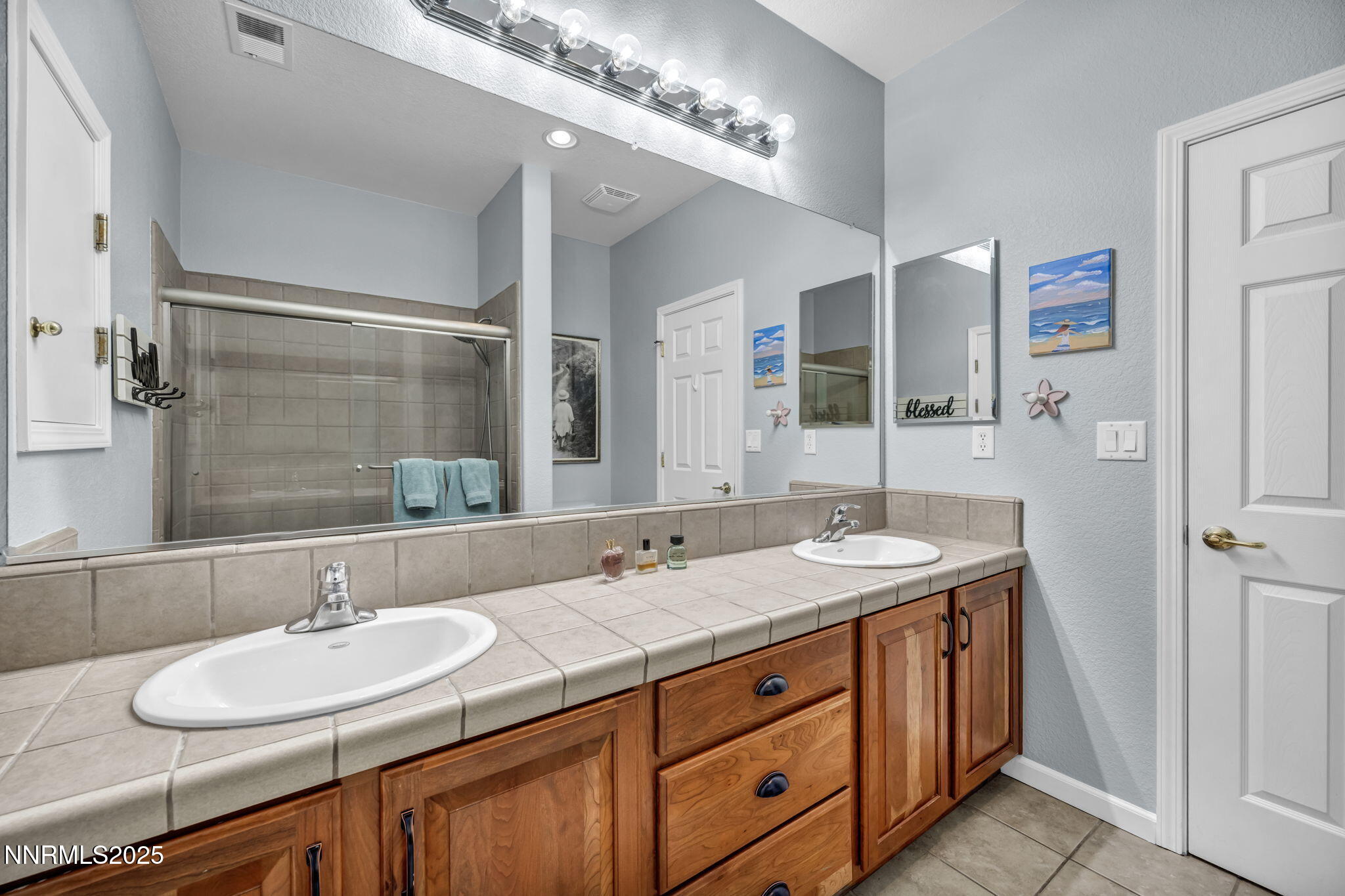 Dayton, Nevada 89403, United States, 5 Bedrooms Bedrooms, ,4 BathroomsBathrooms,Residential,Active,137511