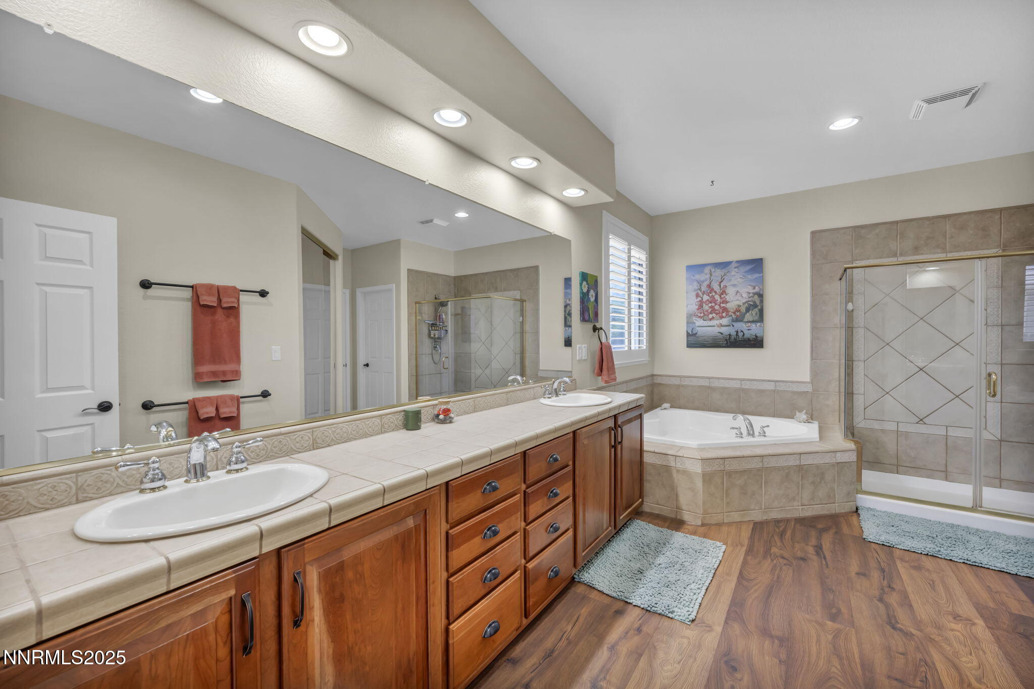 Dayton, Nevada 89403, United States, 5 Bedrooms Bedrooms, ,4 BathroomsBathrooms,Residential,Active,137511