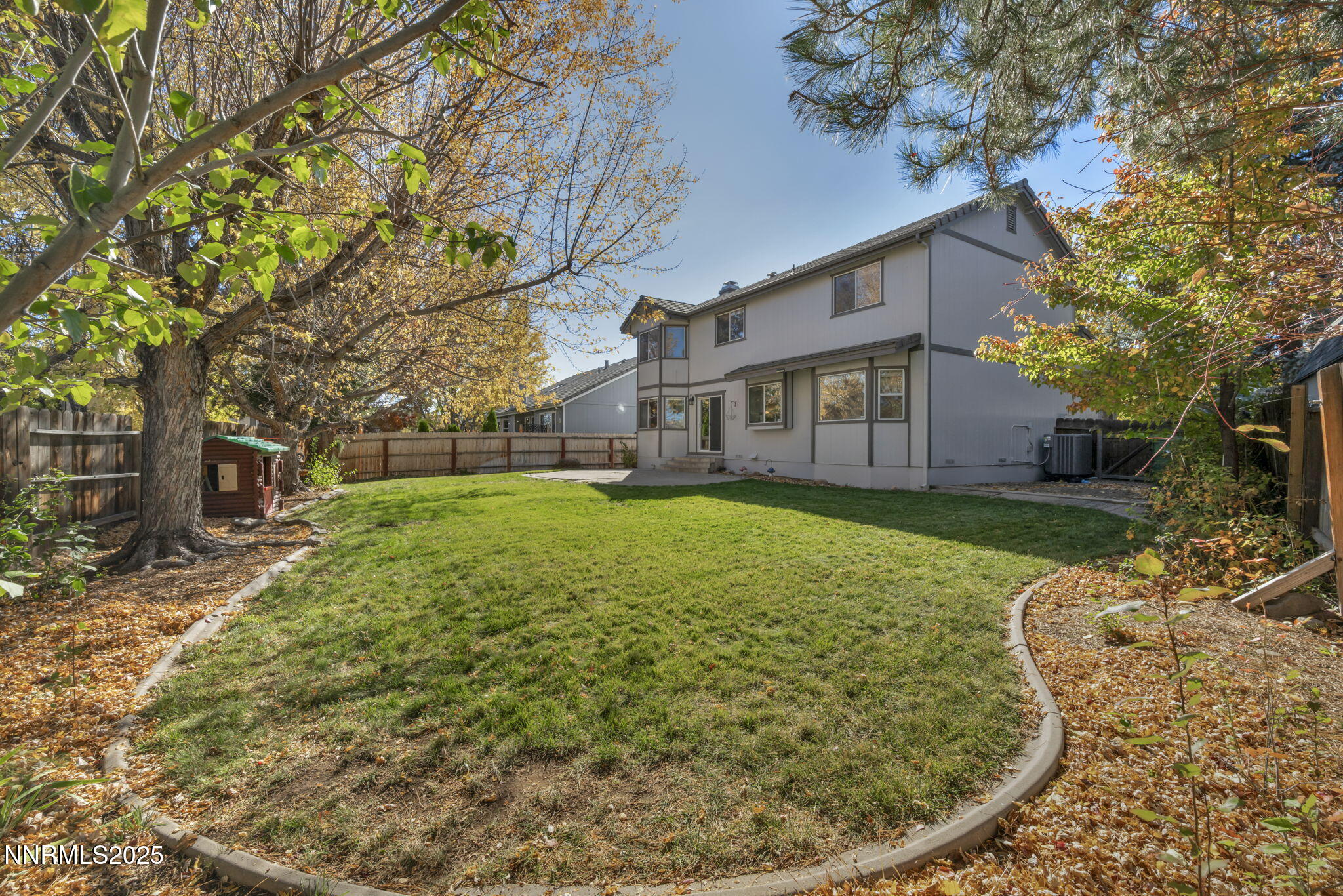 14-web-or-mls-957-leah-cir