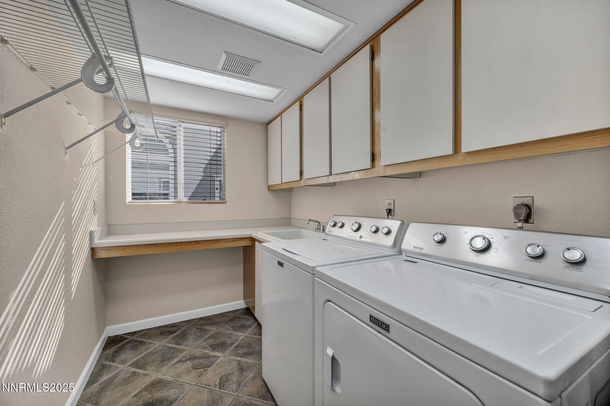 81-web-or-mls-957-leah-cir