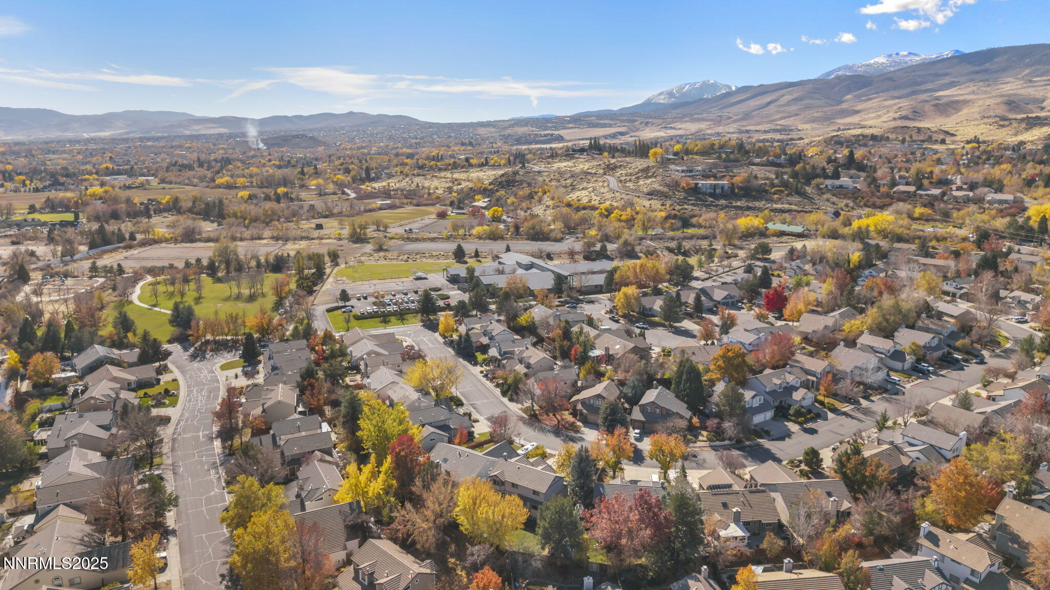 27-web-or-mls-957-leah-cir