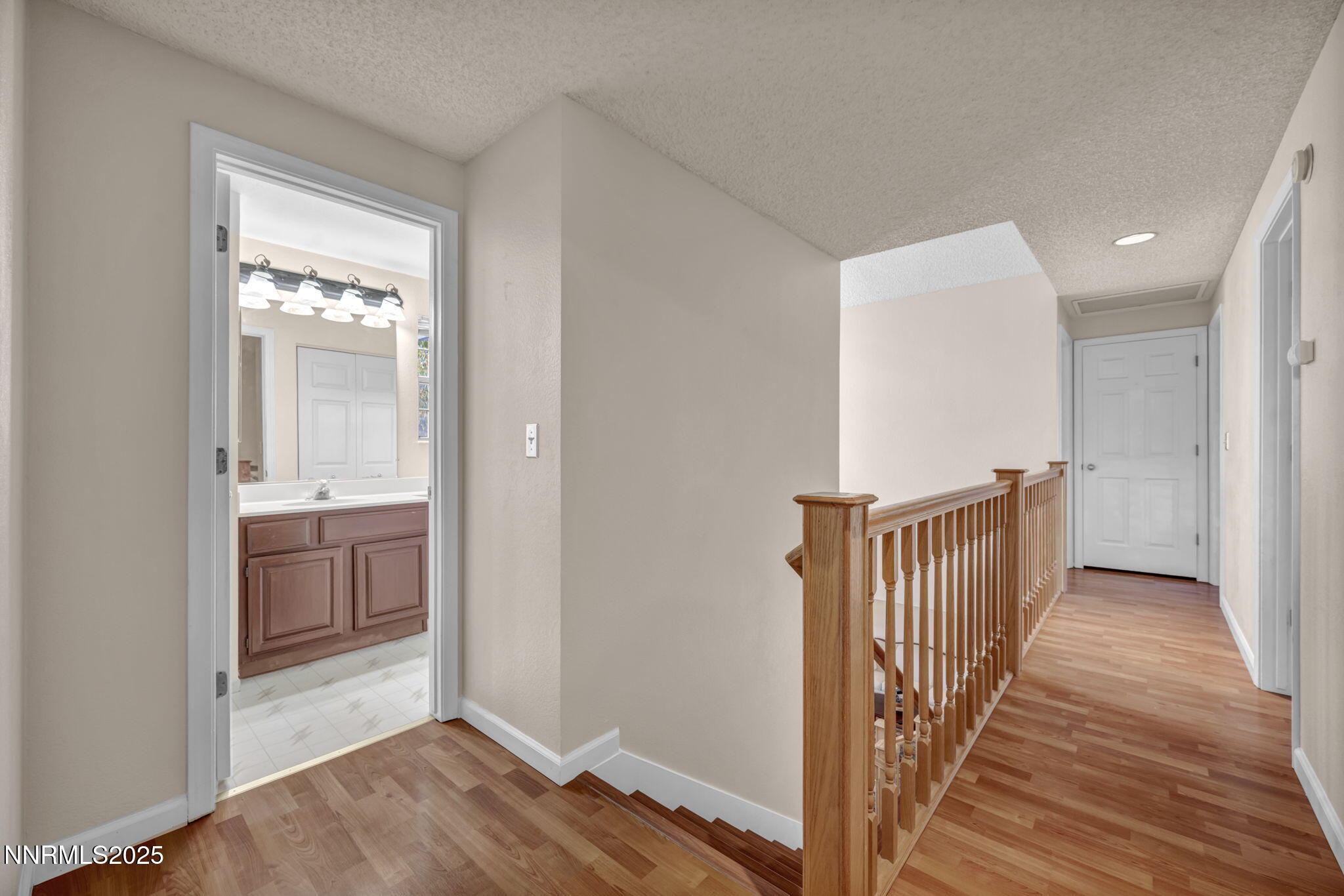 59-web-or-mls-957-leah-cir