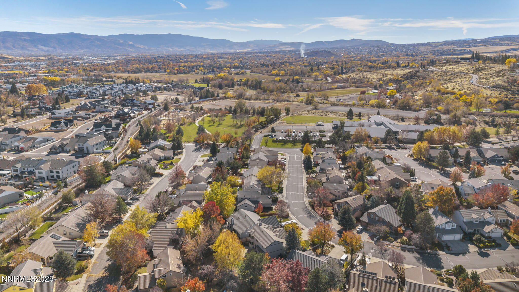 26-web-or-mls-957-leah-cir