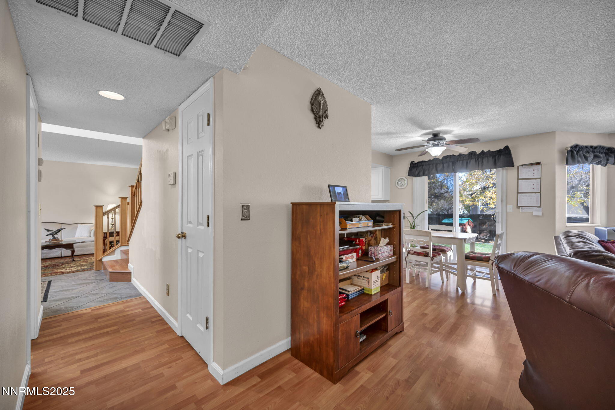 36-web-or-mls-957-leah-cir