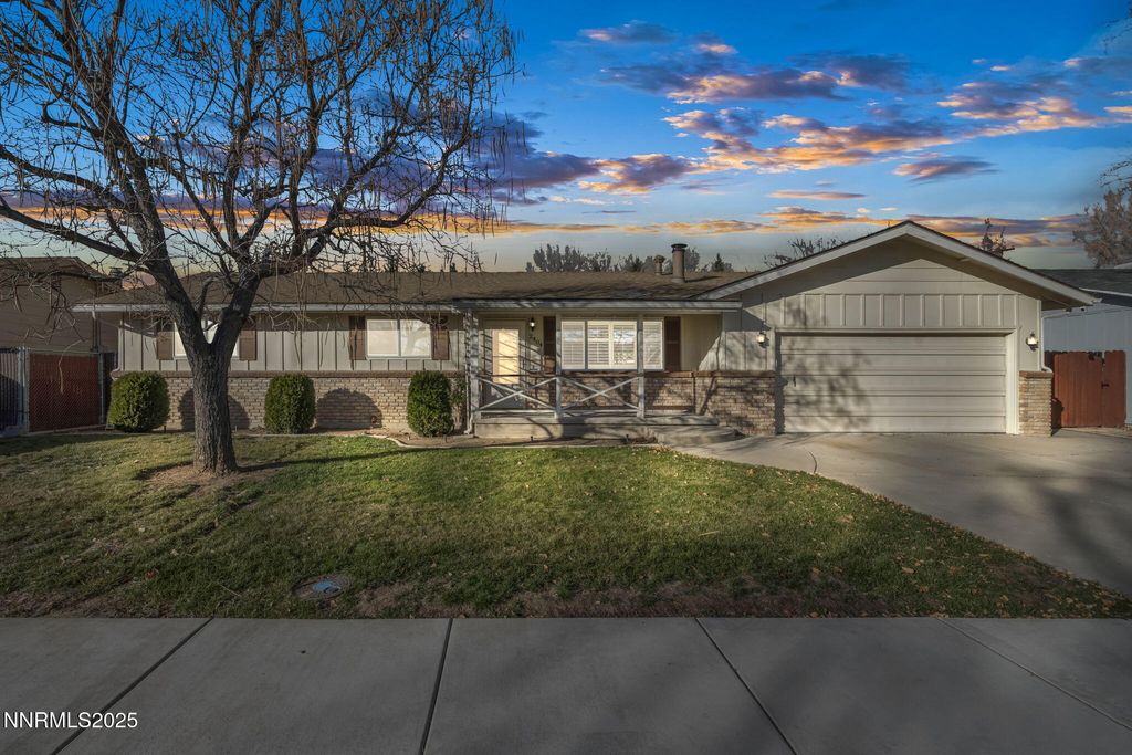 Photo of 2404 Glenn Drive, Carson City, NV 89703 (MLS # 250058774)