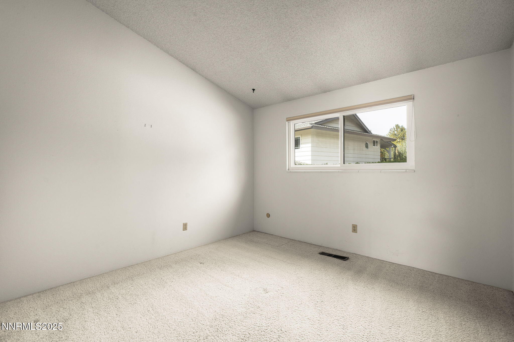 24-web-or-mls-_DSC7642