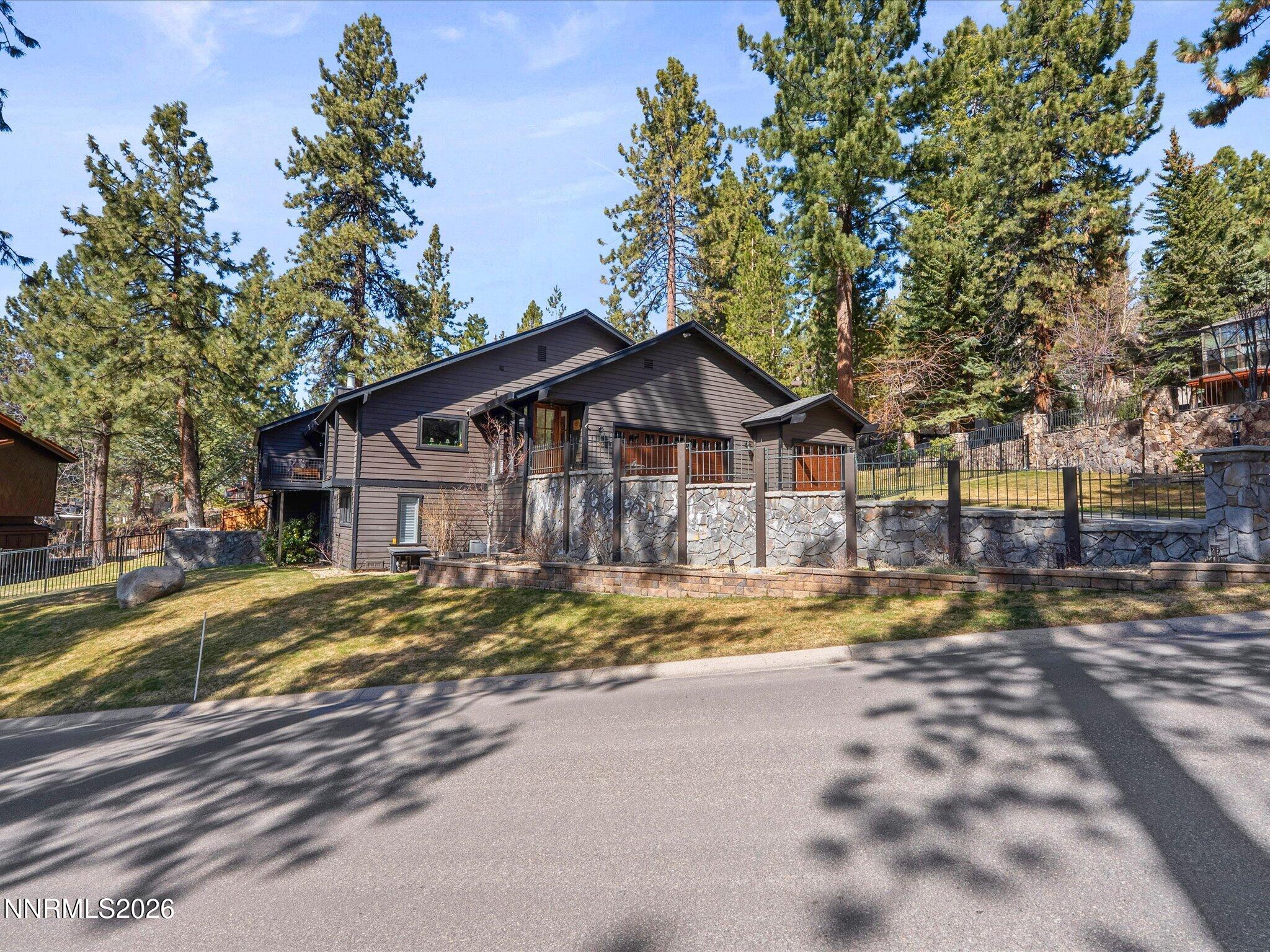 04-1246 Hidden Woods Dr-103