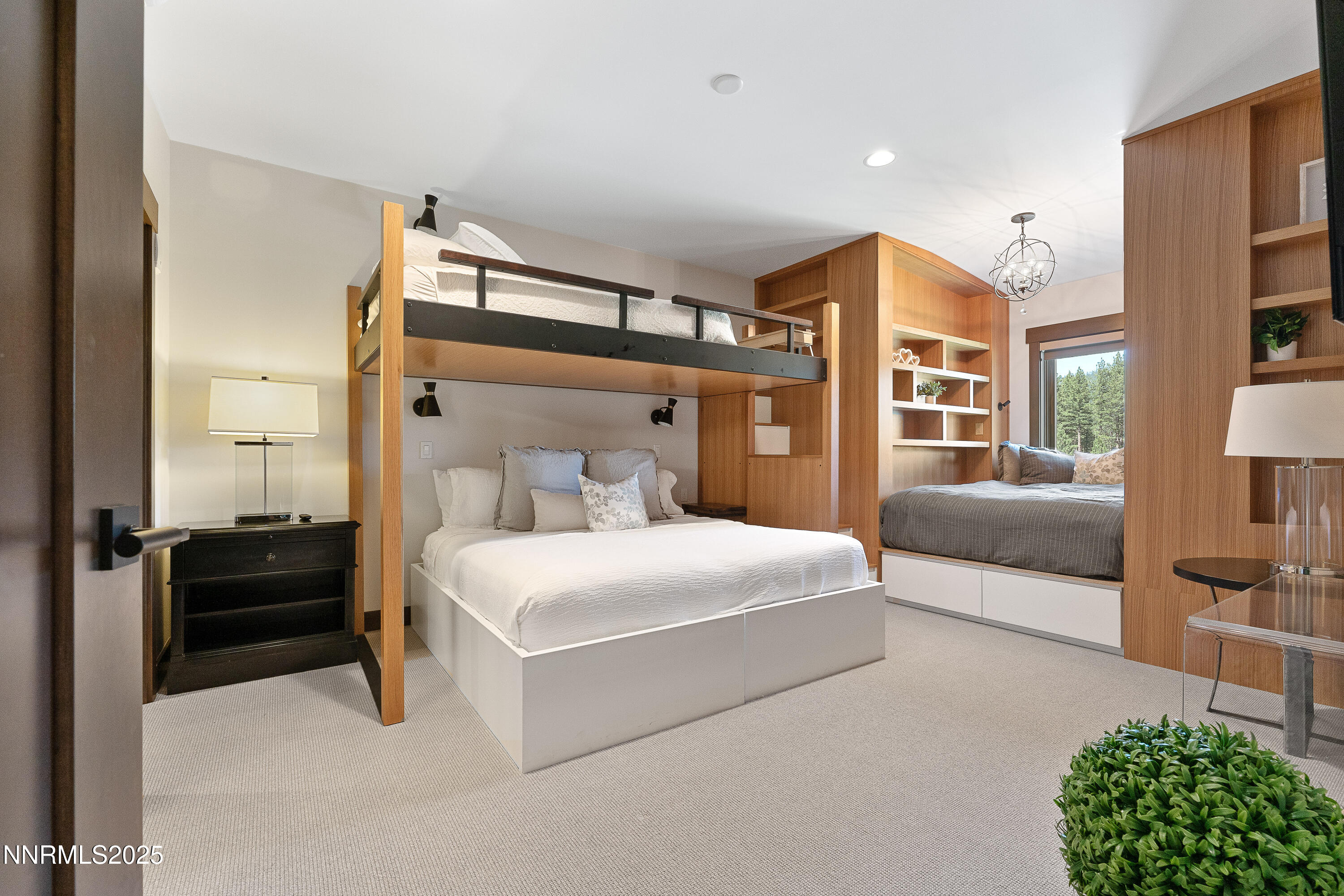 44-17 Beach Club Drive Unit 214 Statelin