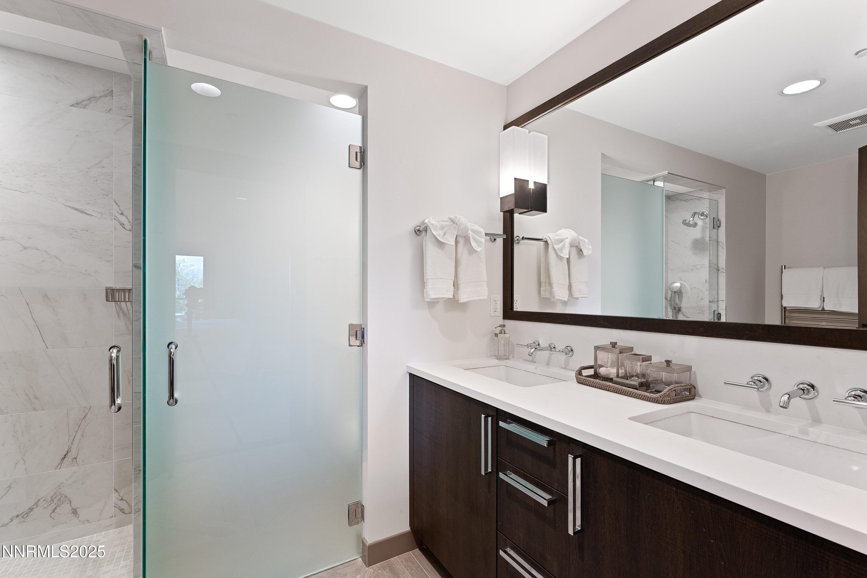 26-17 Beach Club Drive Unit 214 Statelin