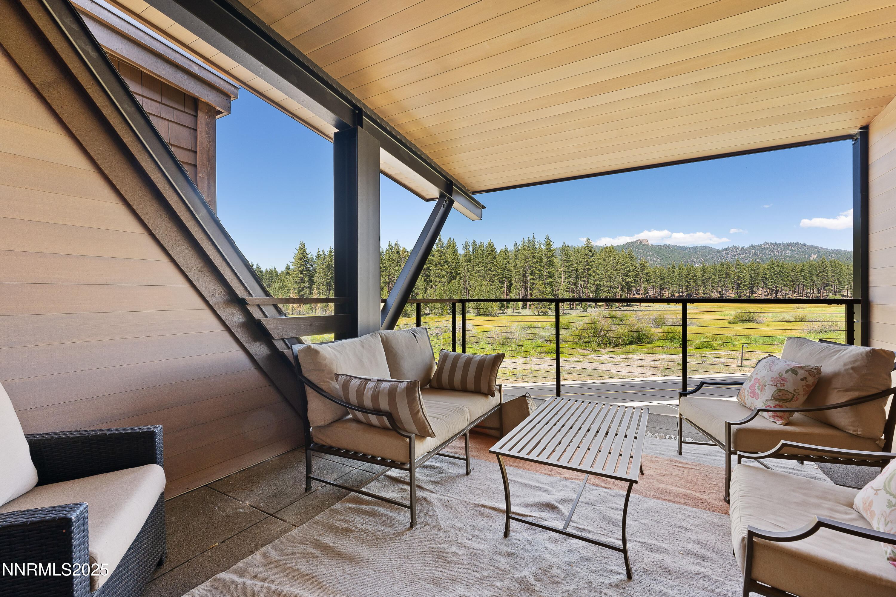 42-17 Beach Club Drive Unit 214 Statelin