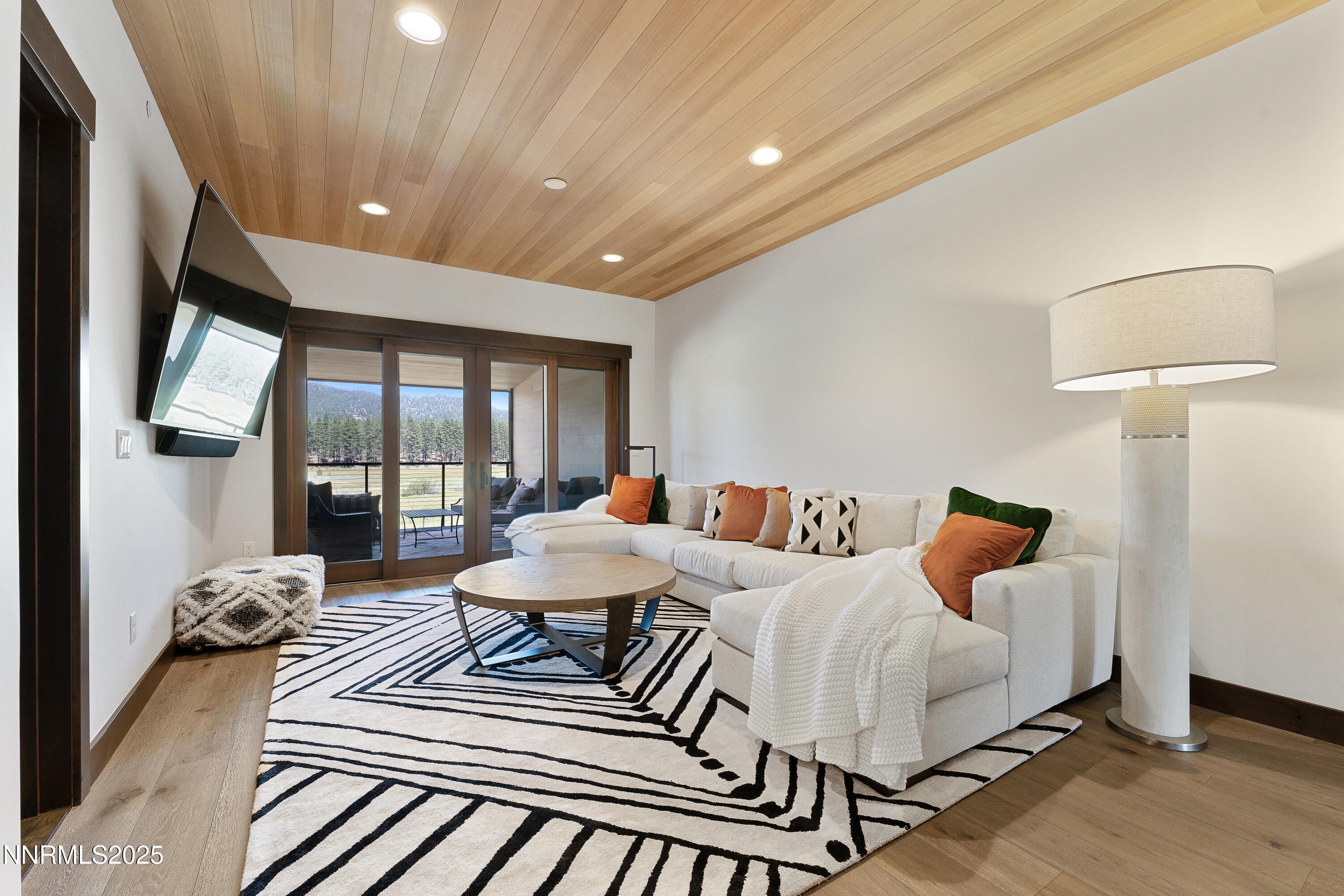 40-17 Beach Club Drive Unit 214 Statelin