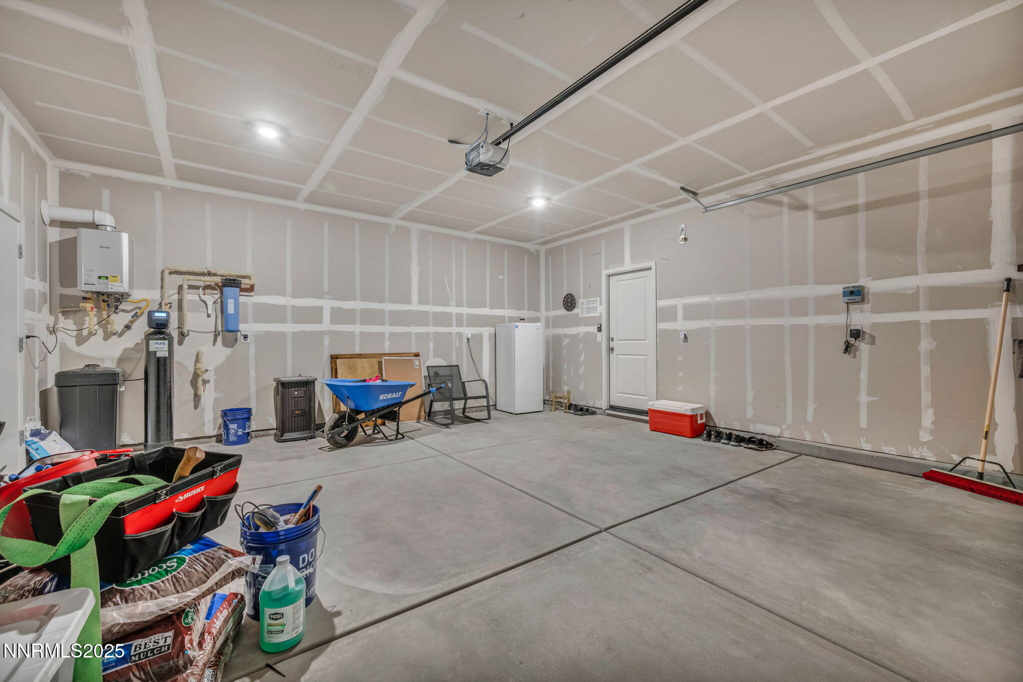 56-web-or-mls-1019-anthony-ln