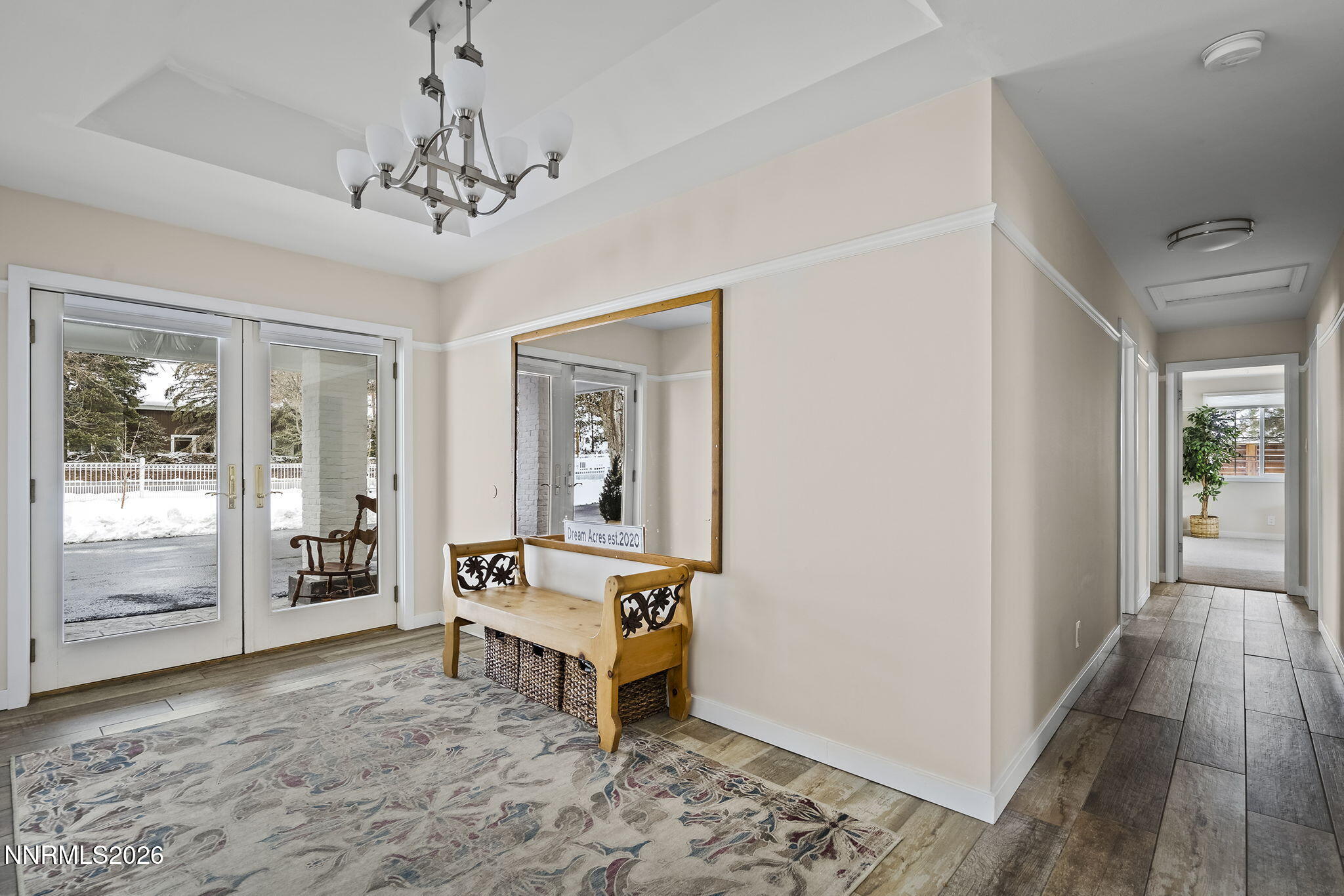 990 Del Monte Lane