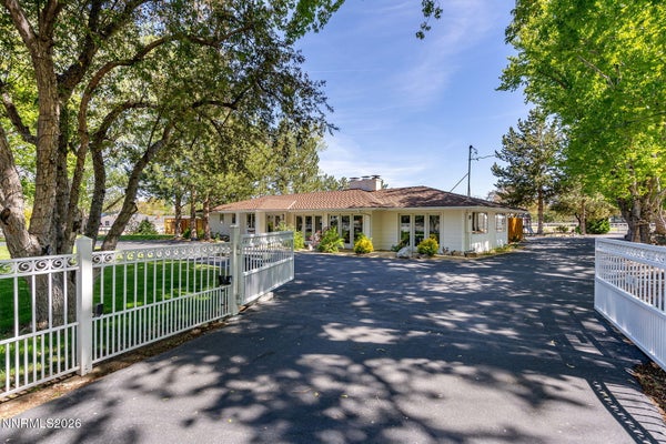 990 DEL MONTE LN, RENO, NV 89511 - Image 6cef17e1f4e6e4e7075977154220daed/3542846191