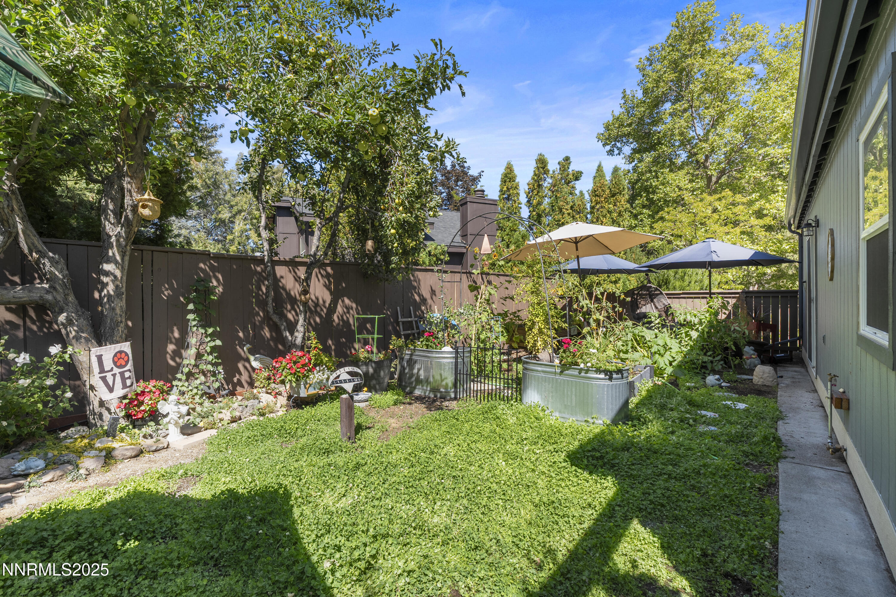 49-6435 Meadow Valley Ln-125-15-197