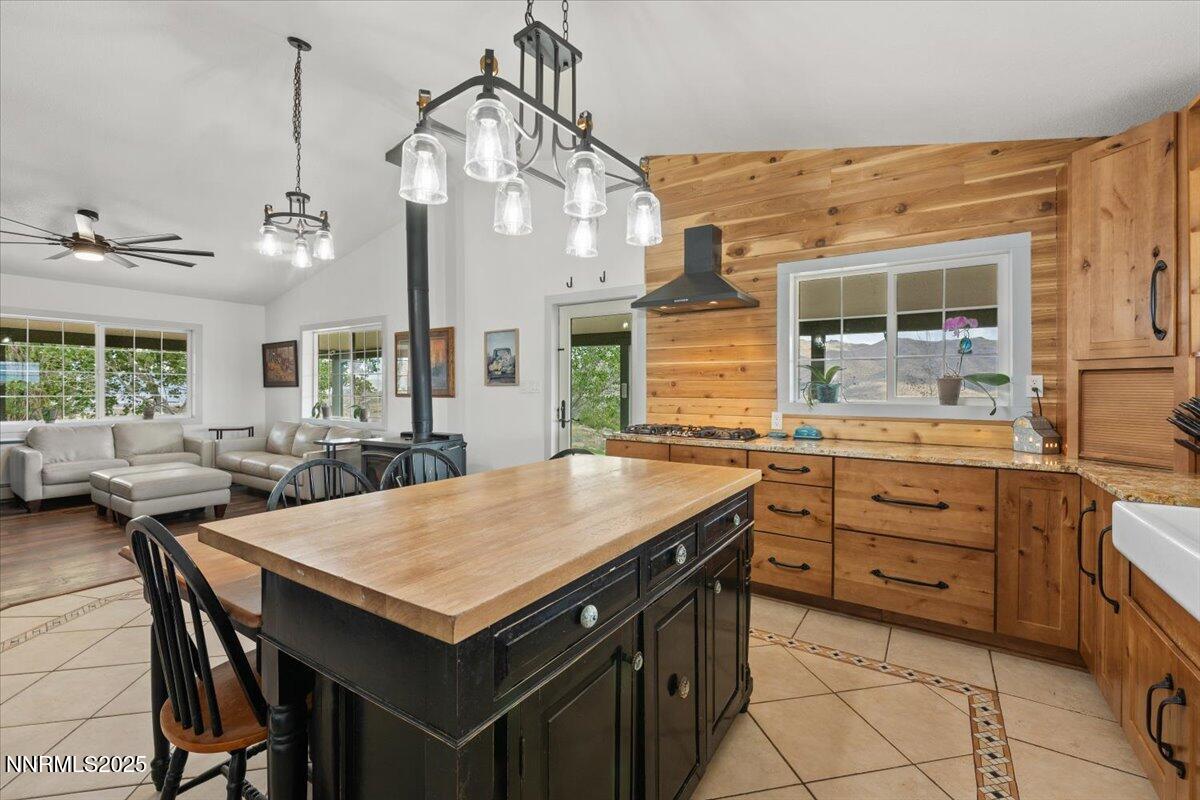 19-15030 N Red Rock Road Reno NV 89508 (